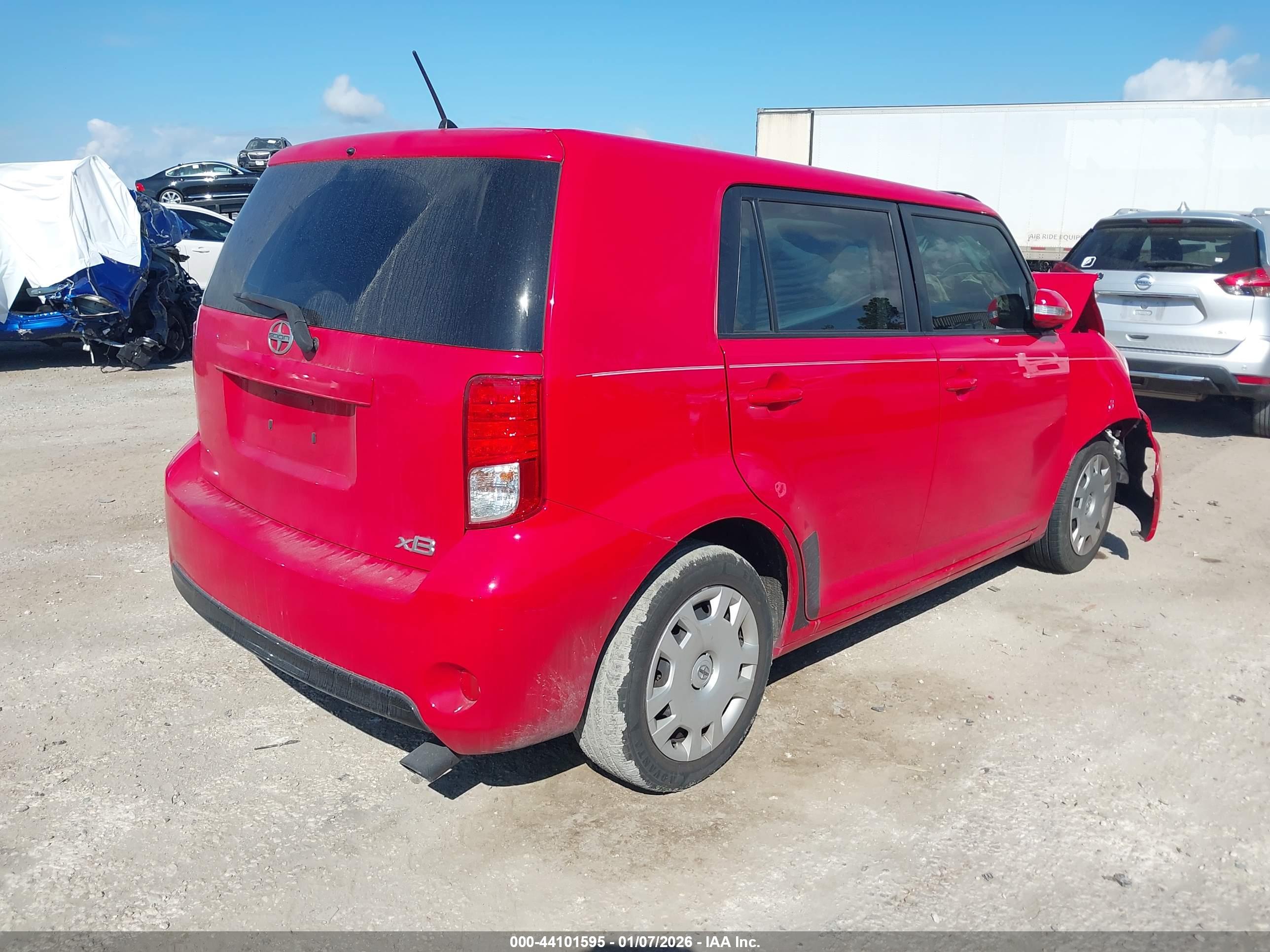 SCION XB image 4