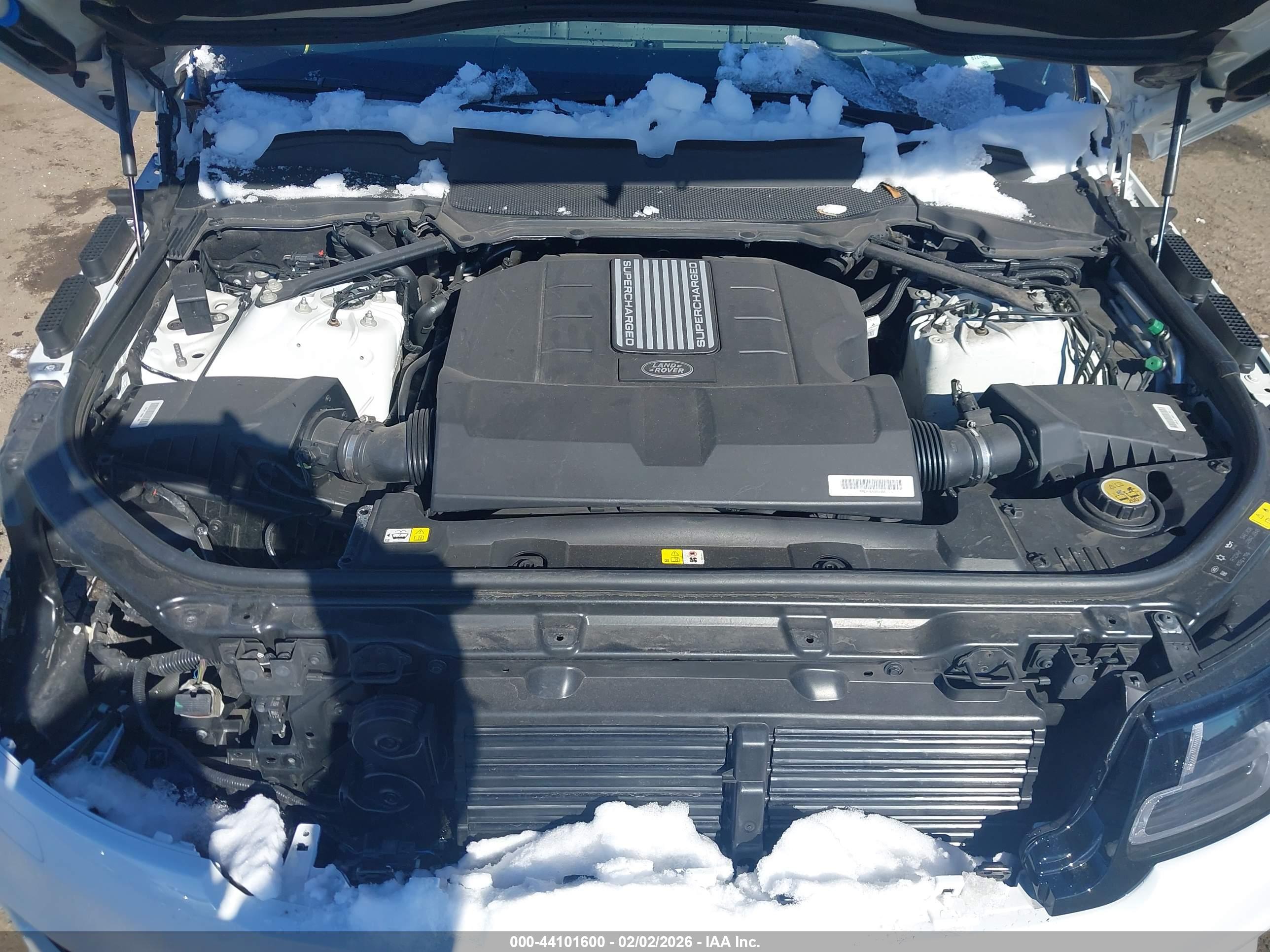 LAND ROVER image 10