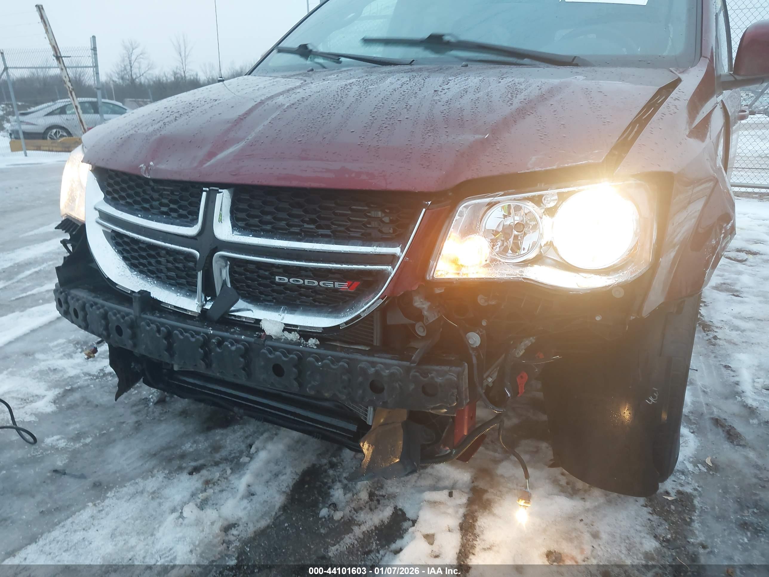 DODGE GRAND image 6