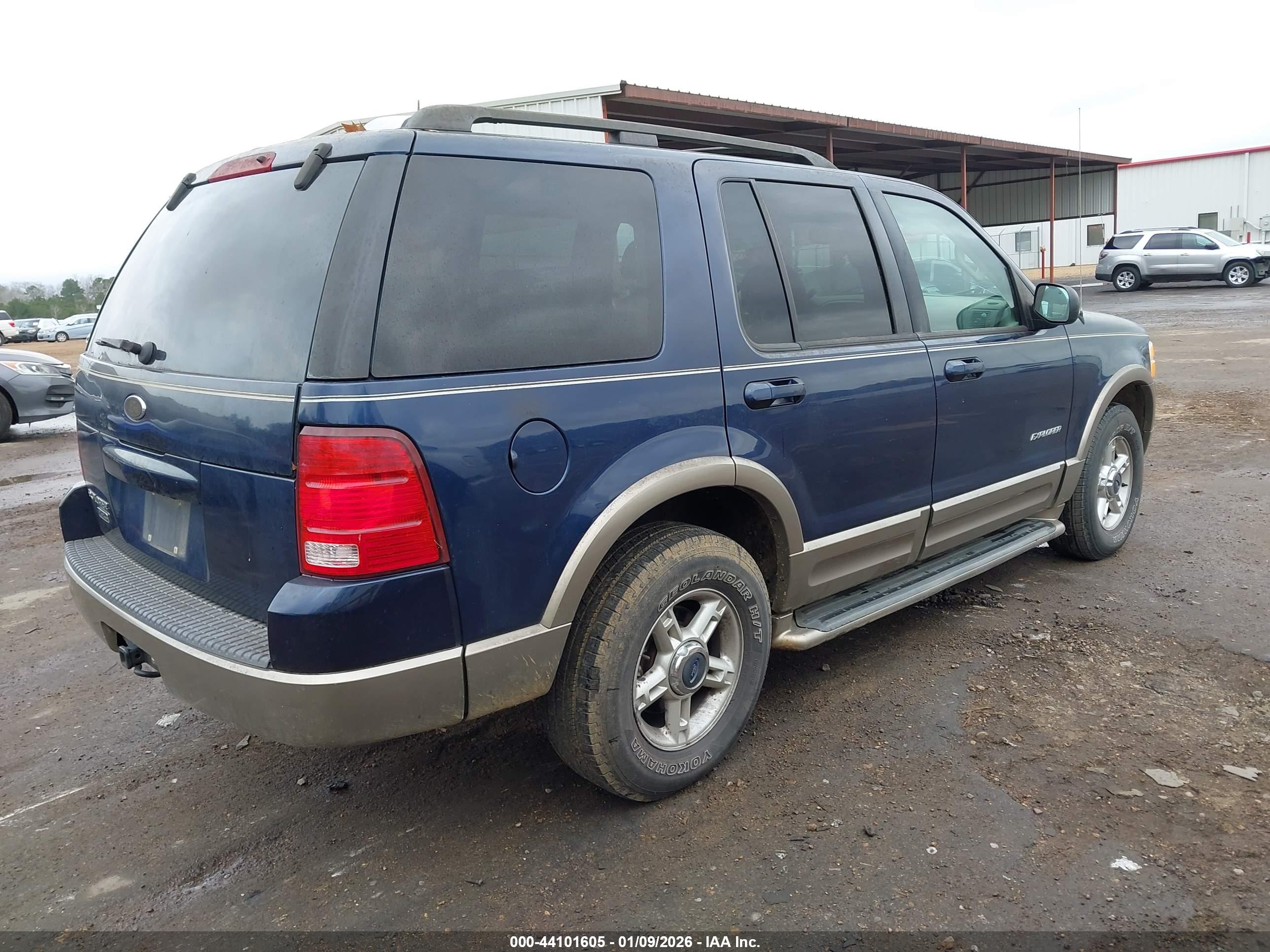 FORD EXPLORER image 4