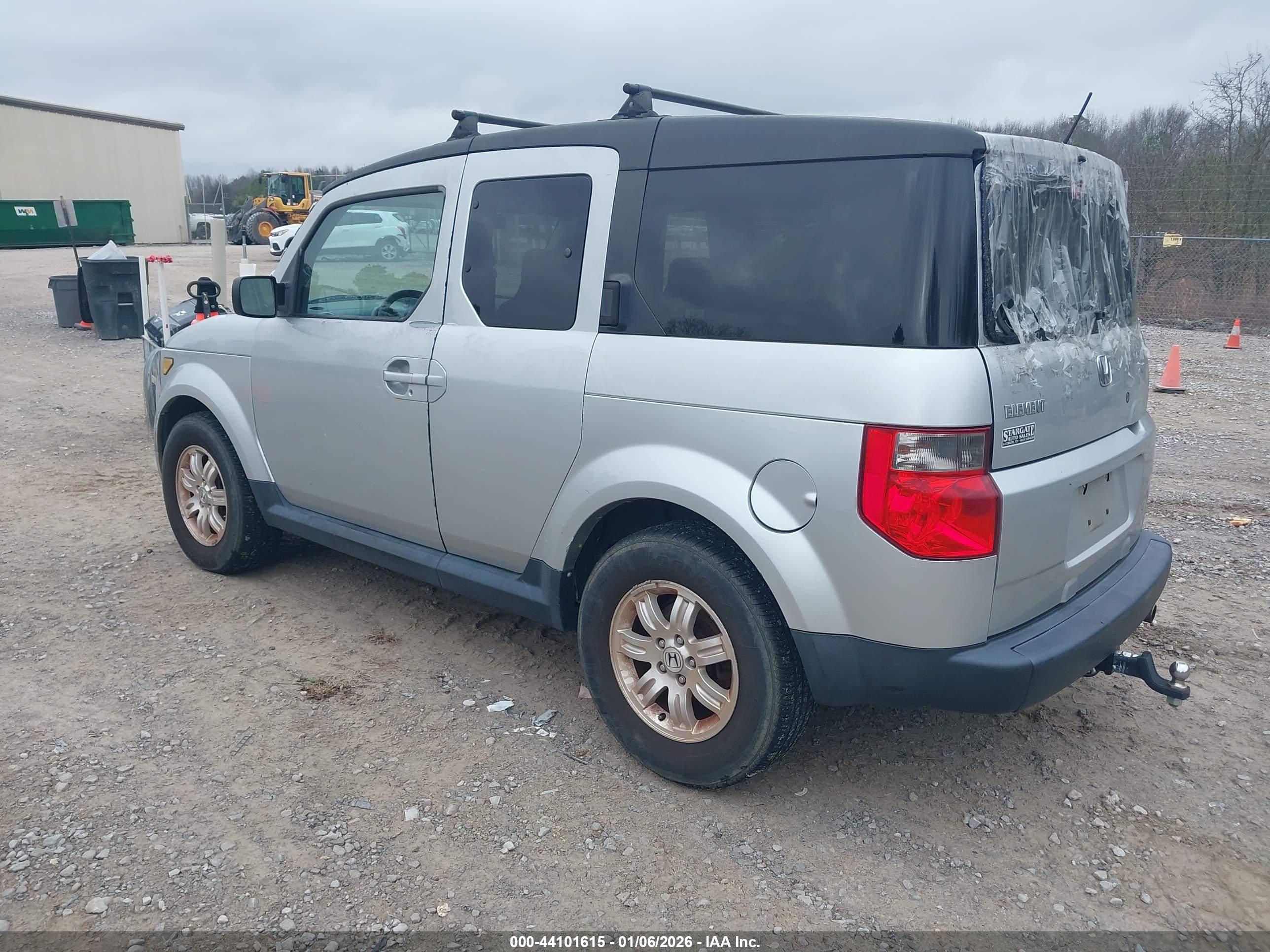 HONDA ELEMENT image 3