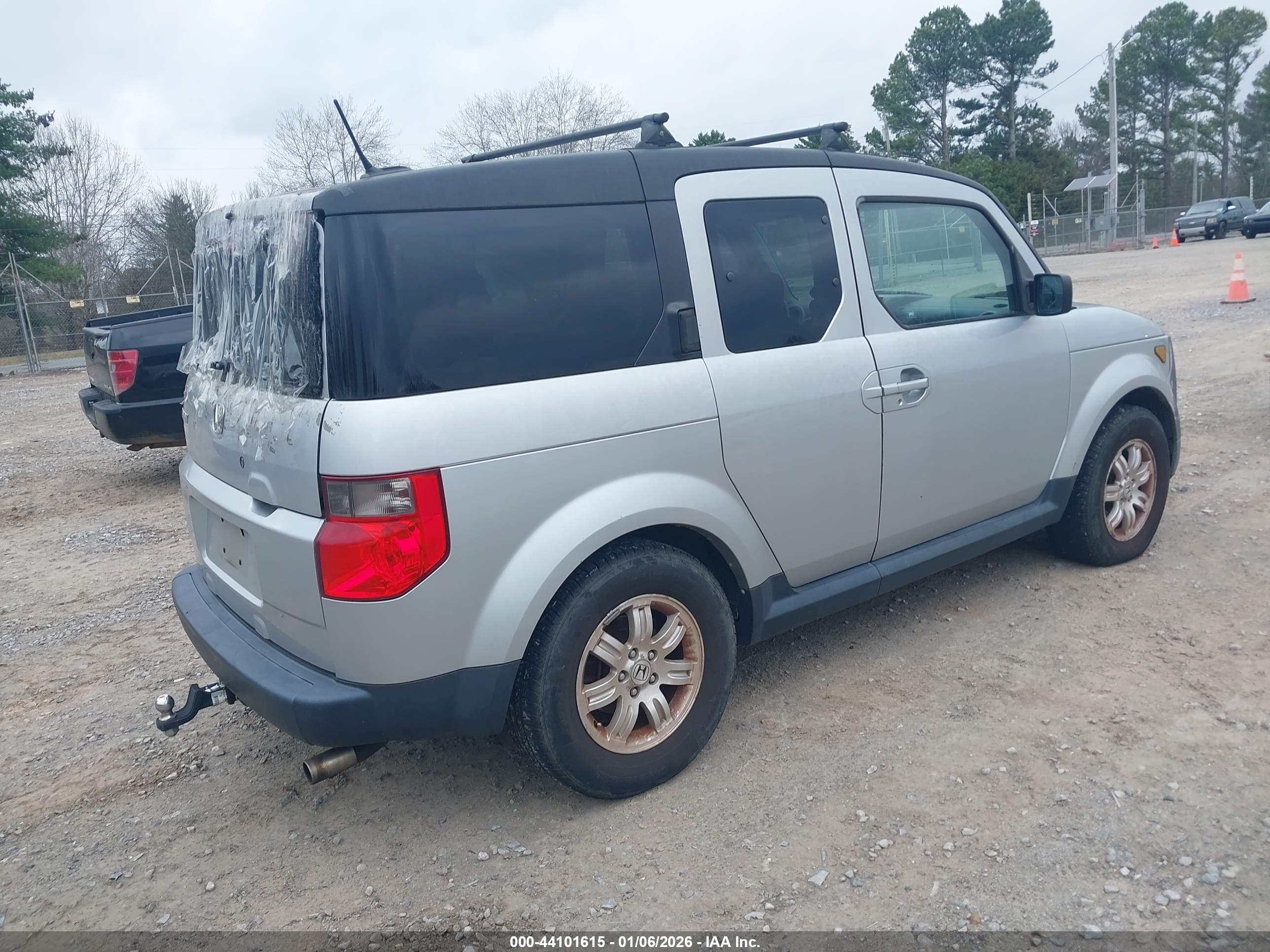 HONDA ELEMENT image 4