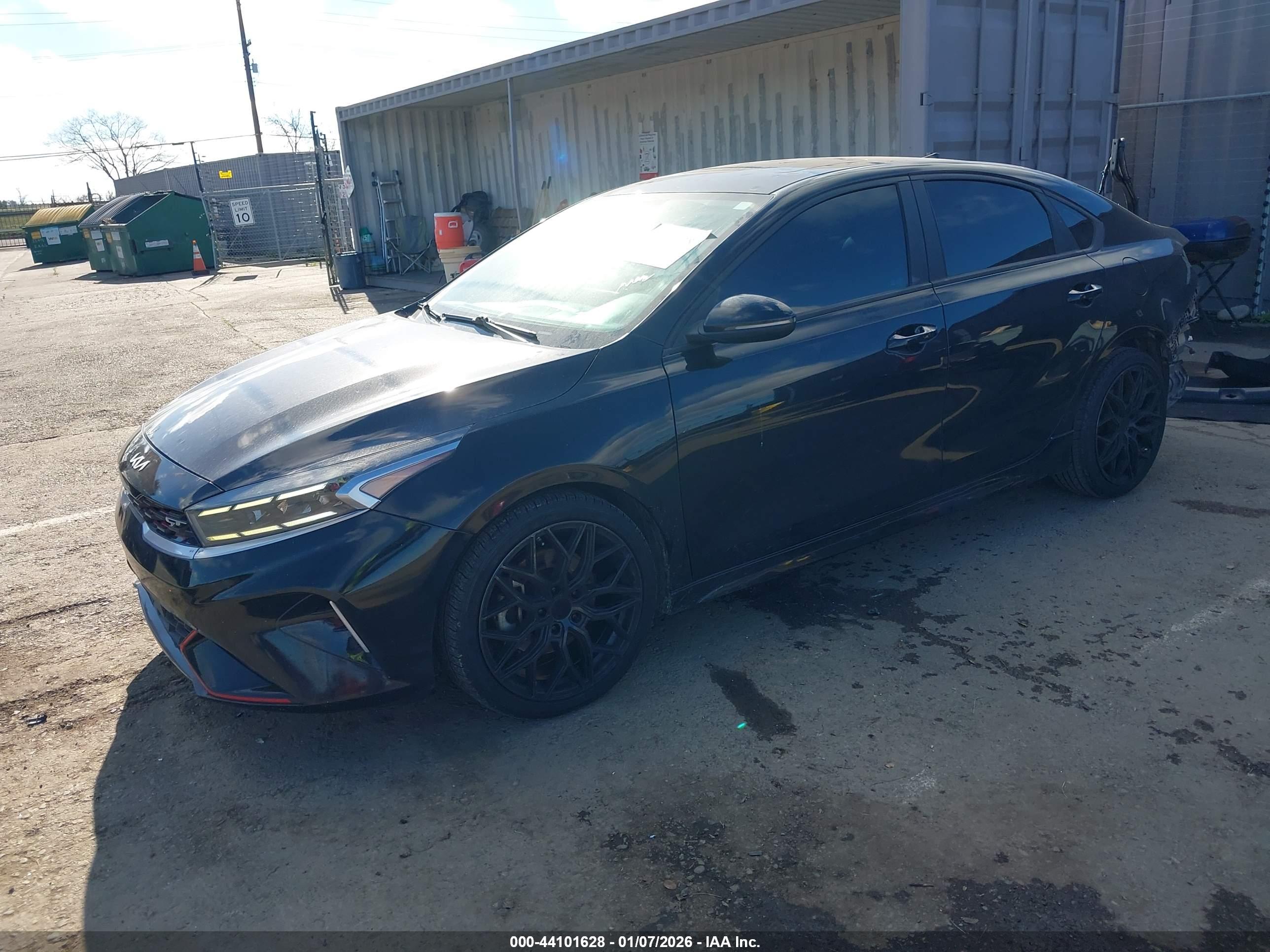 KIA FORTE image 2
