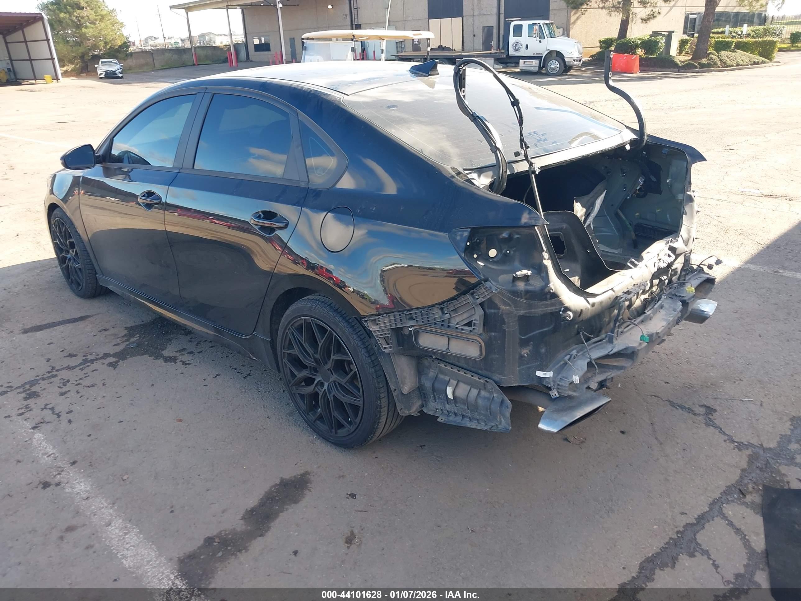 KIA FORTE image 3