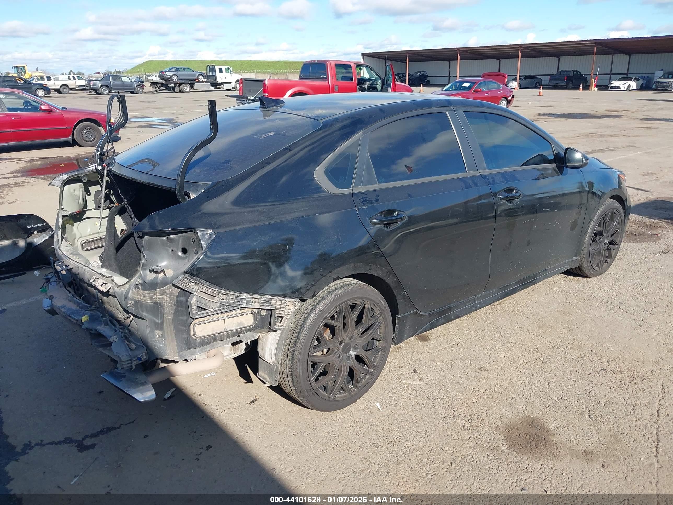KIA FORTE image 4