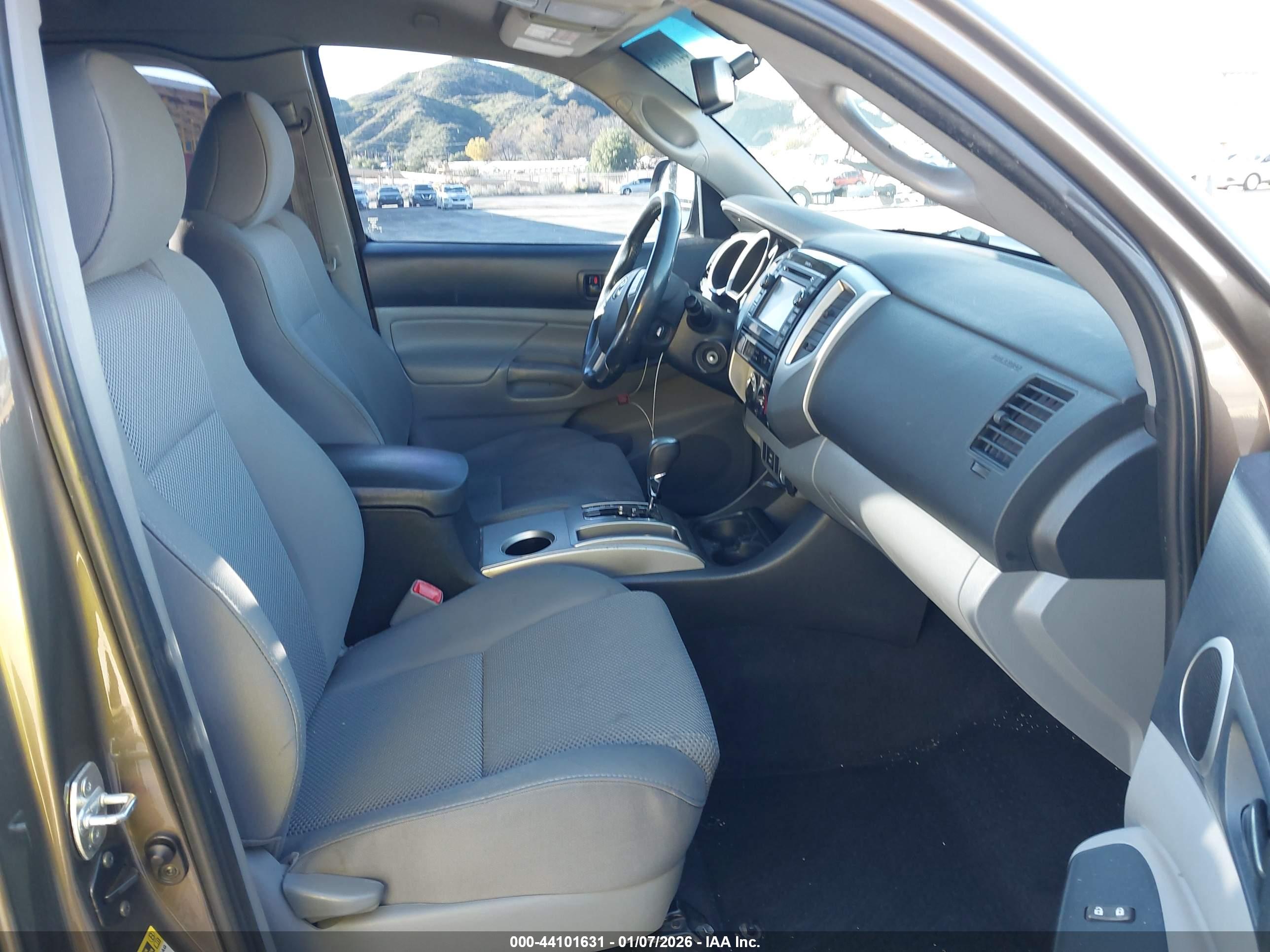 TOYOTA TACOMA image 5