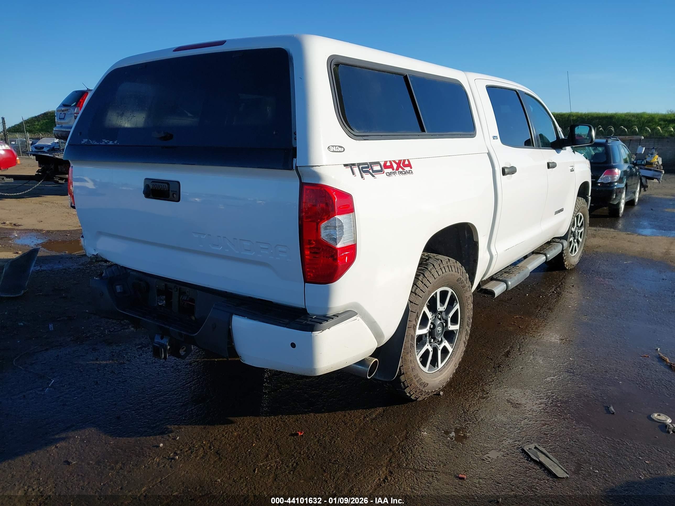 TOYOTA TUNDRA image 4