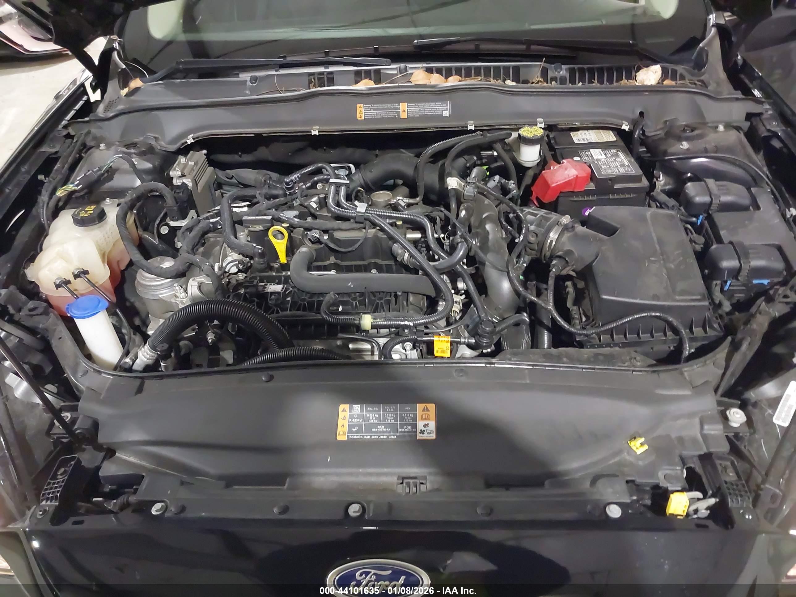 FORD FUSION image 10