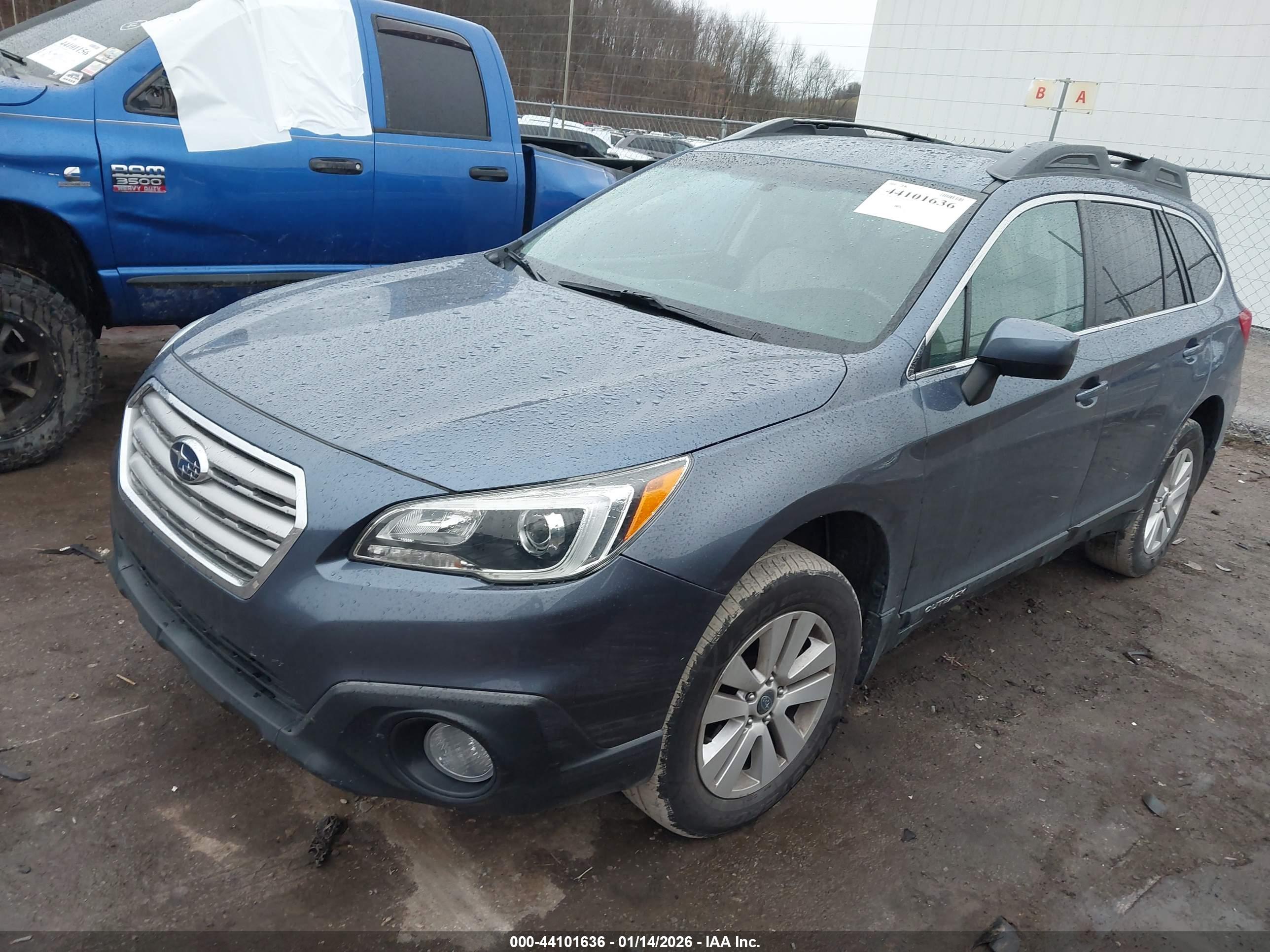 SUBARU OUTBACK image 2