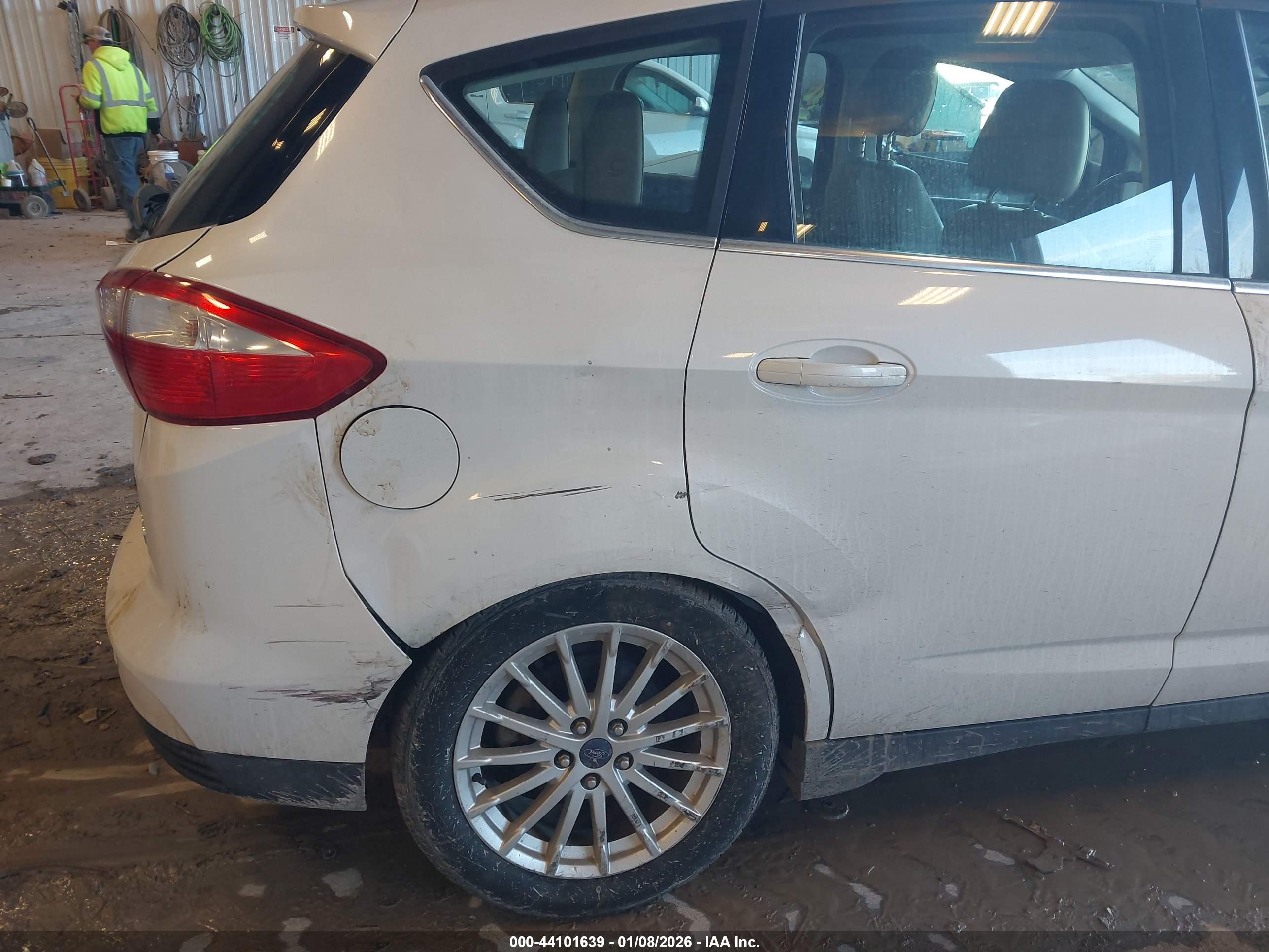 FORD C-MAX image 6