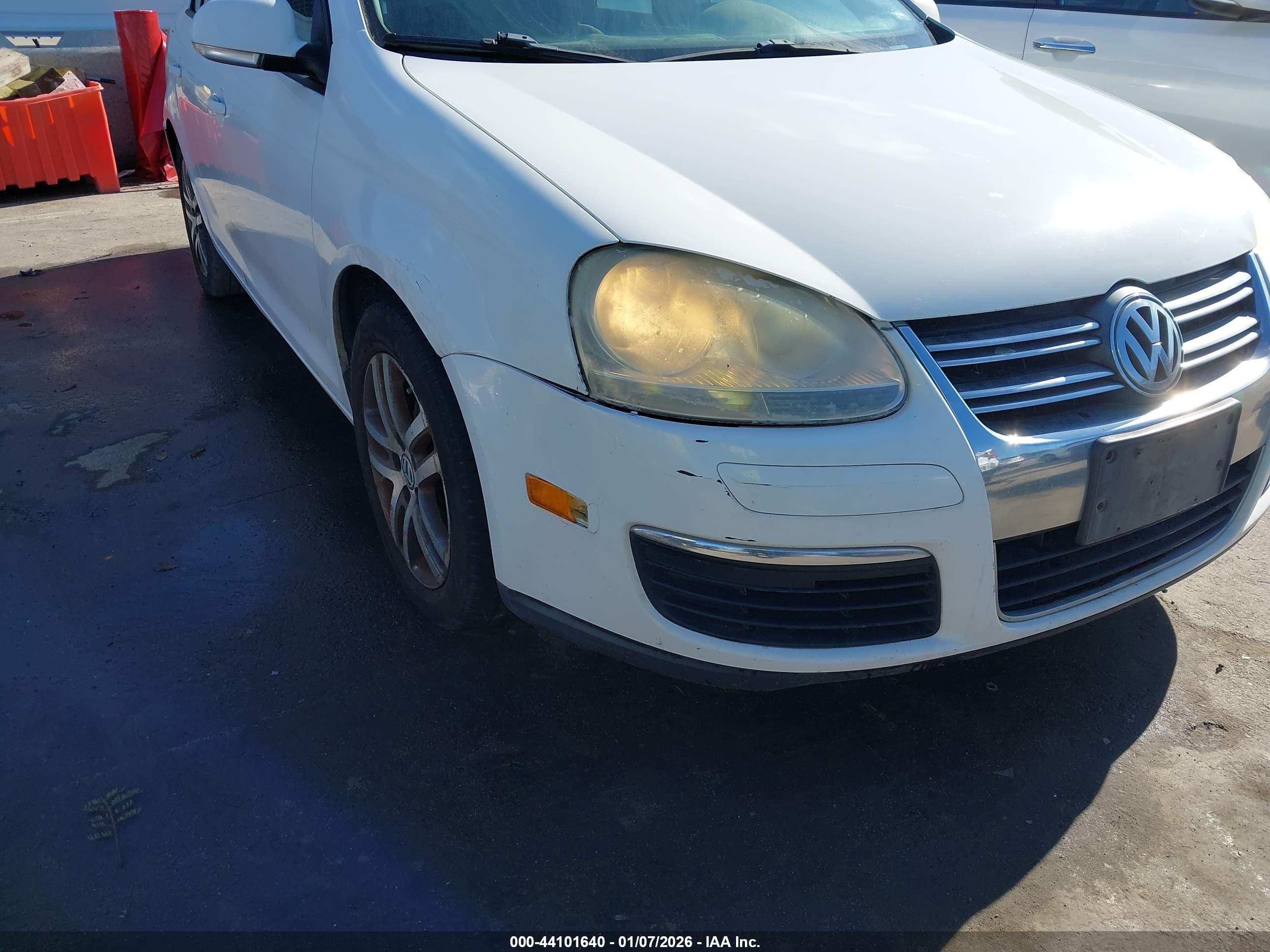 VOLKSWAGEN JETTA image 6