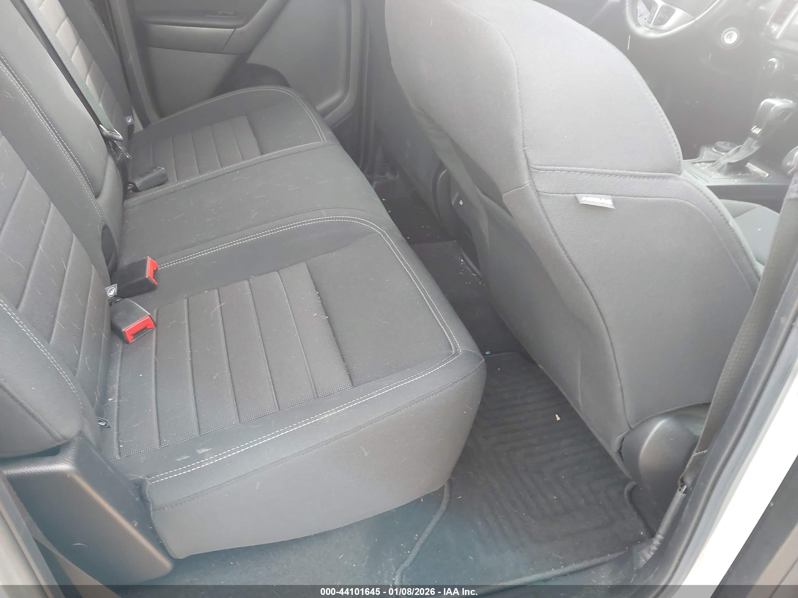 FORD RANGER image 8