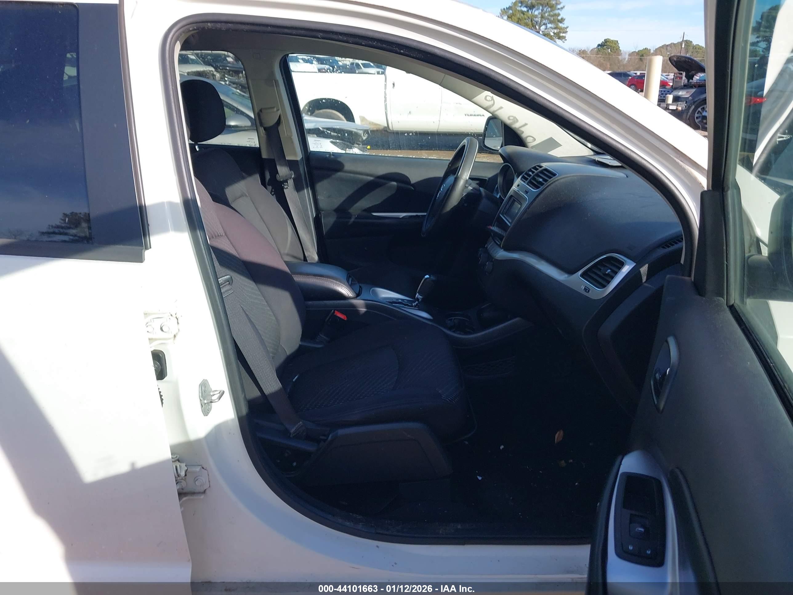 DODGE JOURNEY image 5