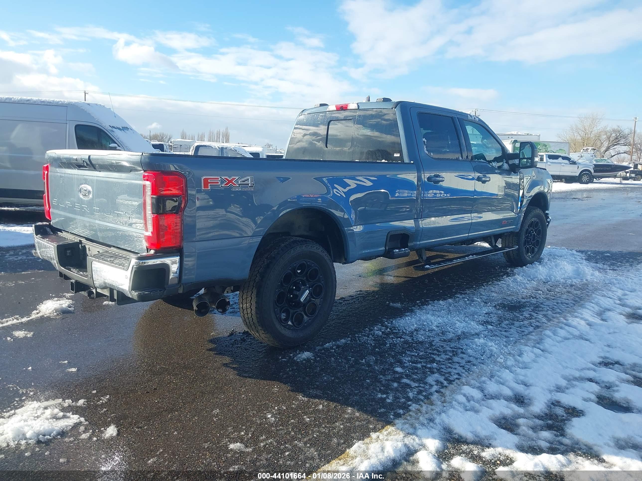 FORD SUPER image 4