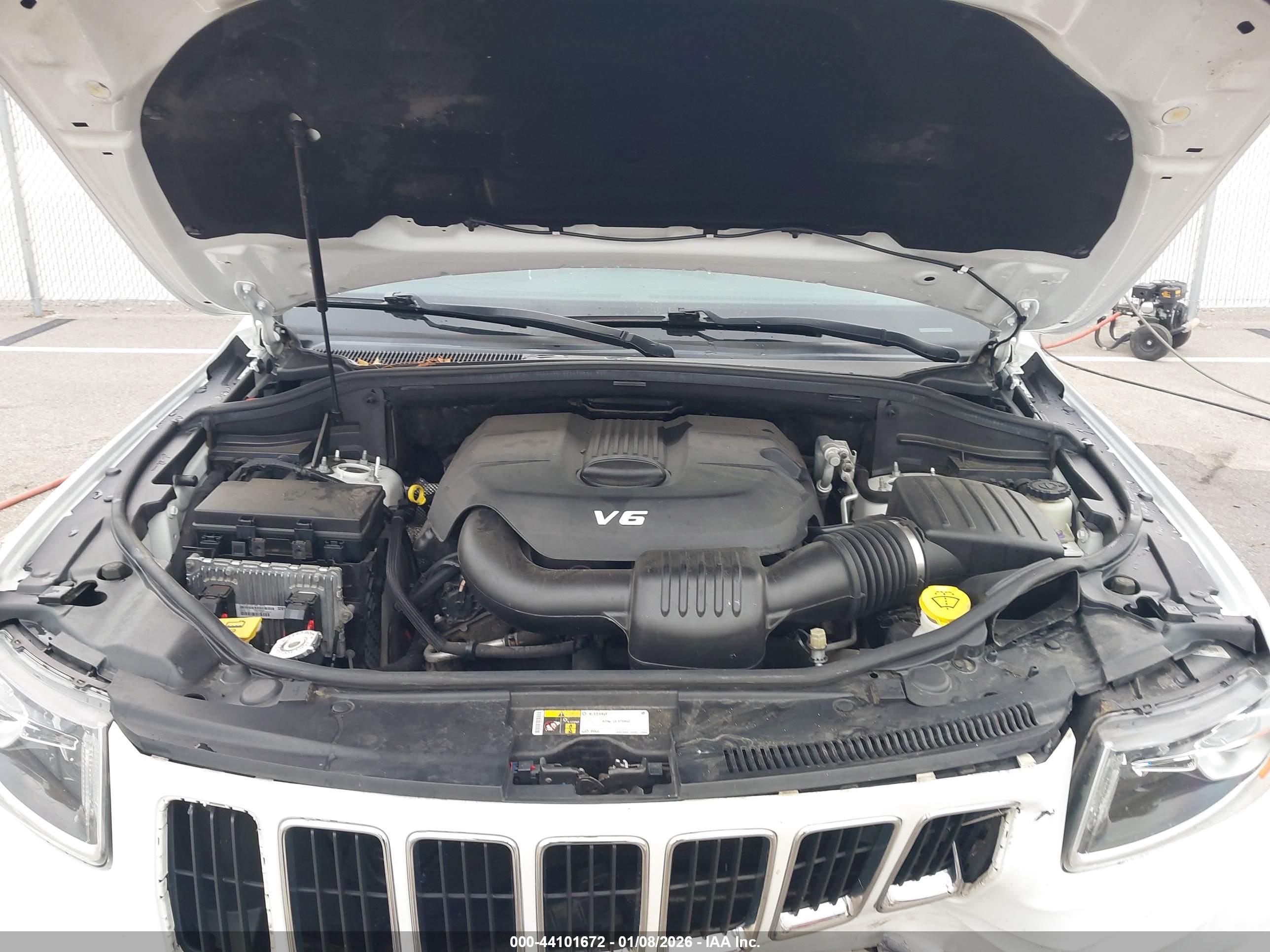 JEEP GRAND image 10