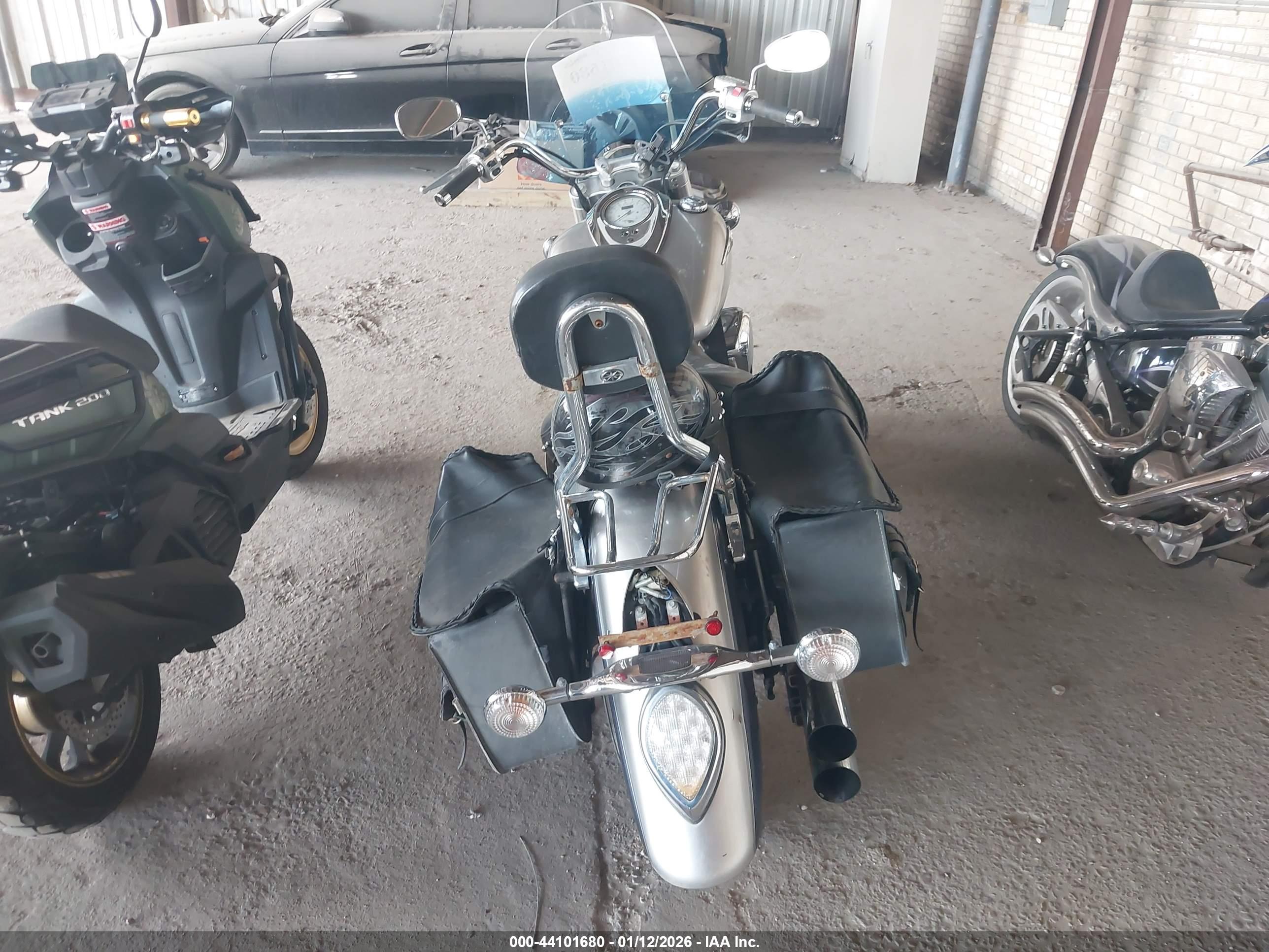 YAMAHA XV1700 image 6