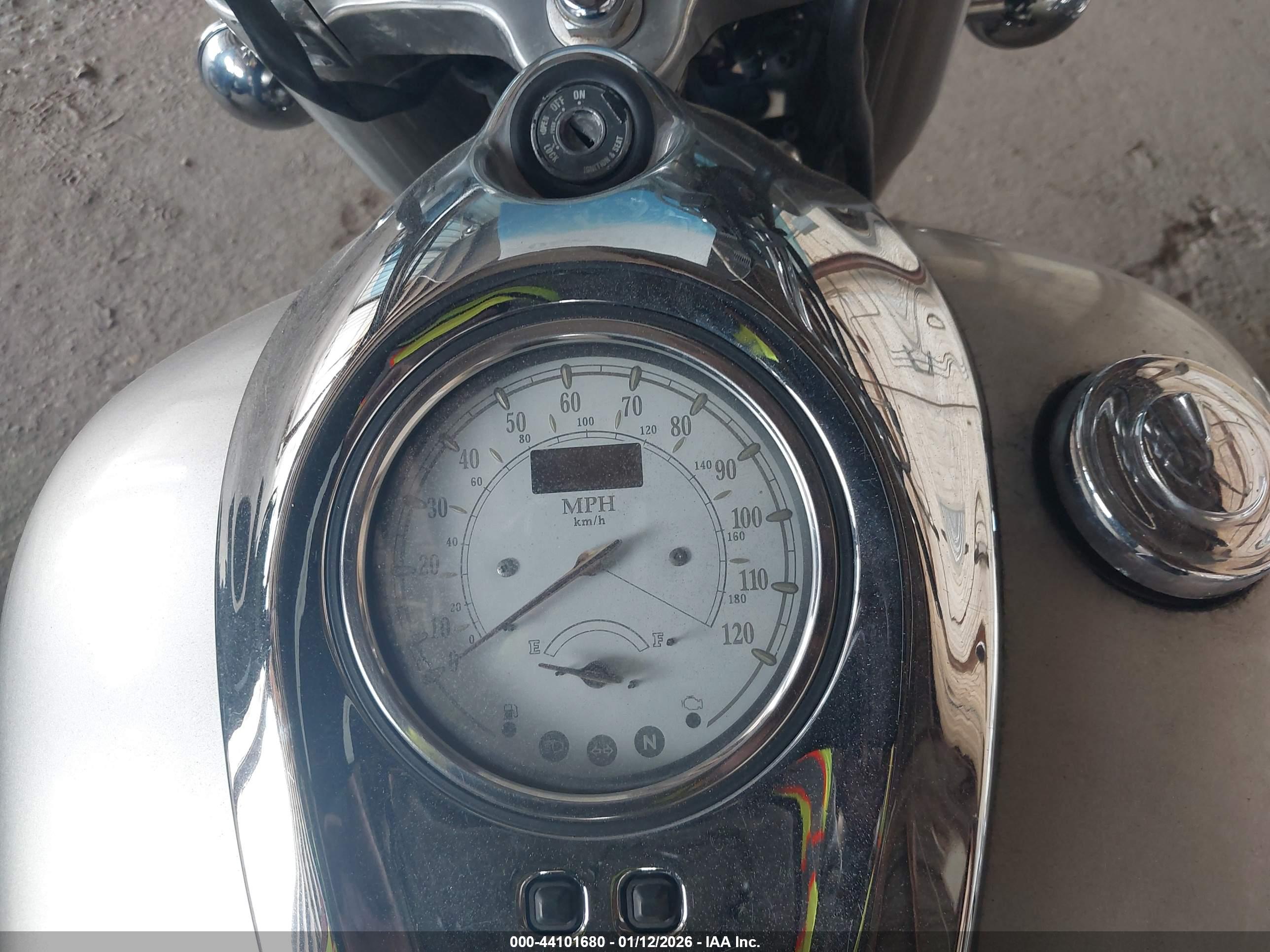 YAMAHA XV1700 image 7