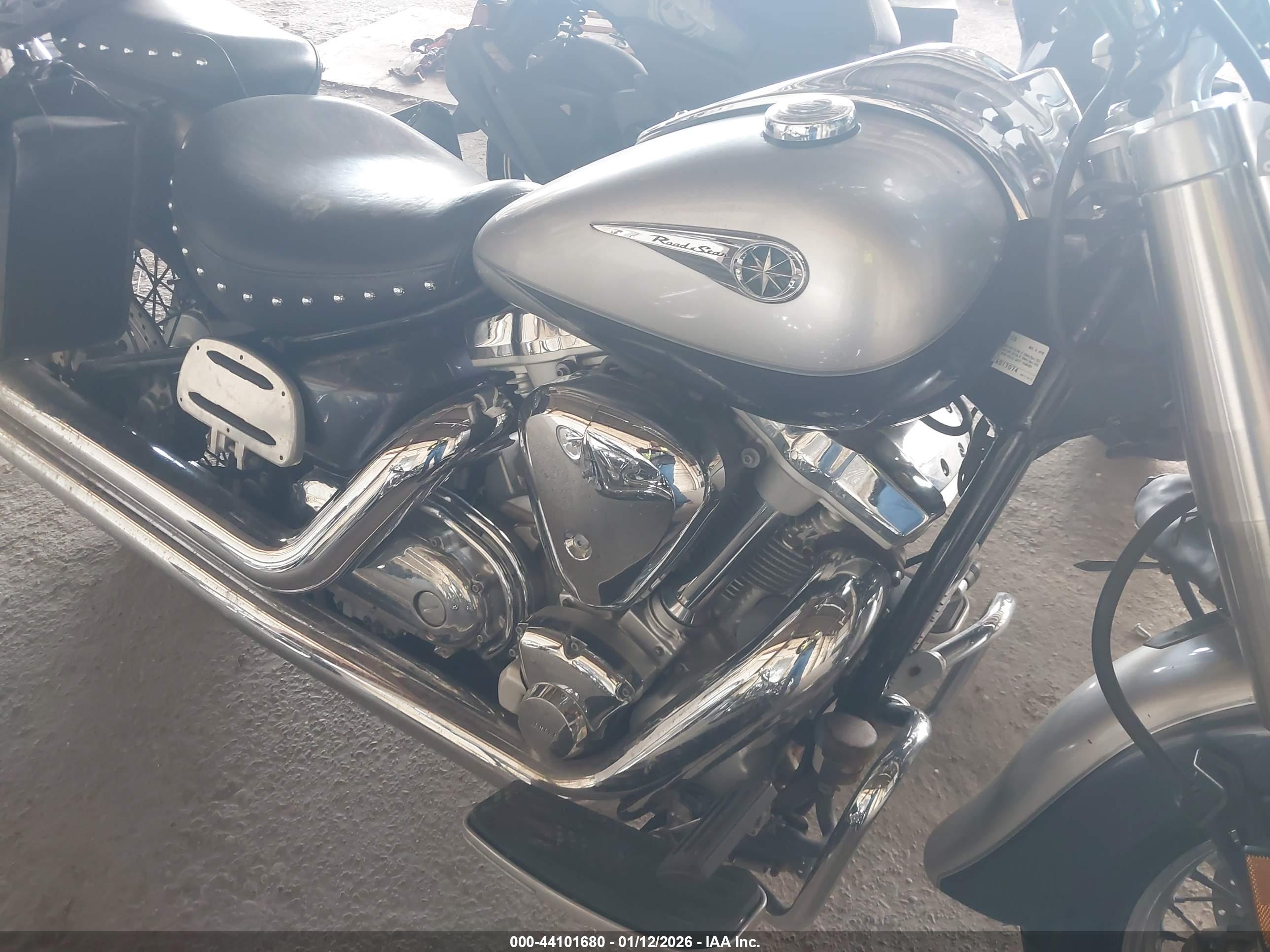 YAMAHA XV1700 image 8