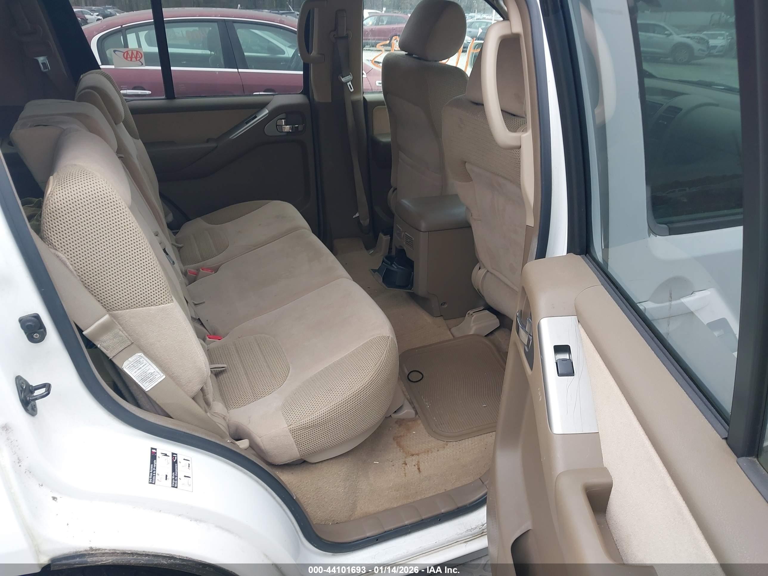NISSAN PATHFINDER image 8