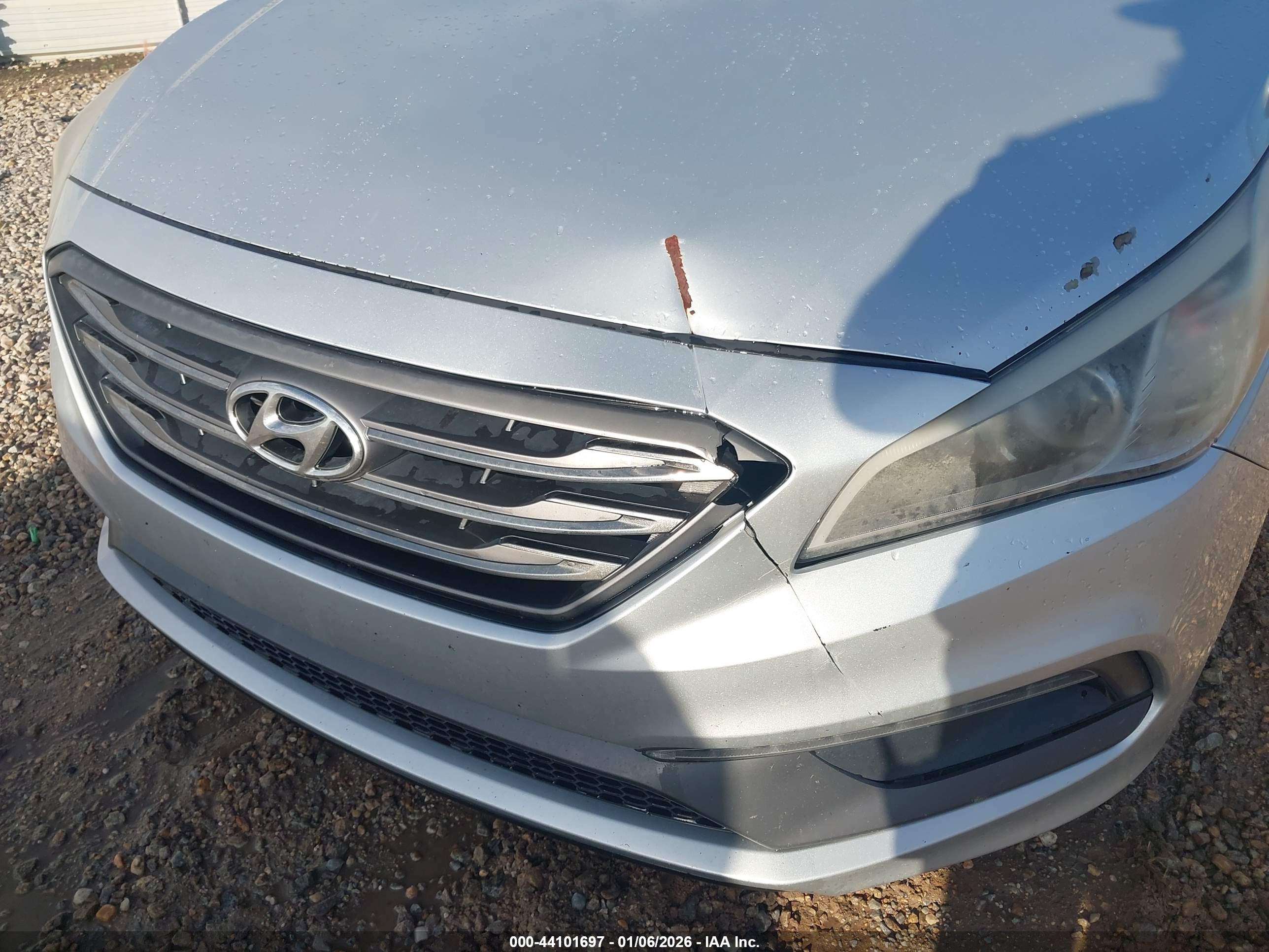HYUNDAI SONATA image 6