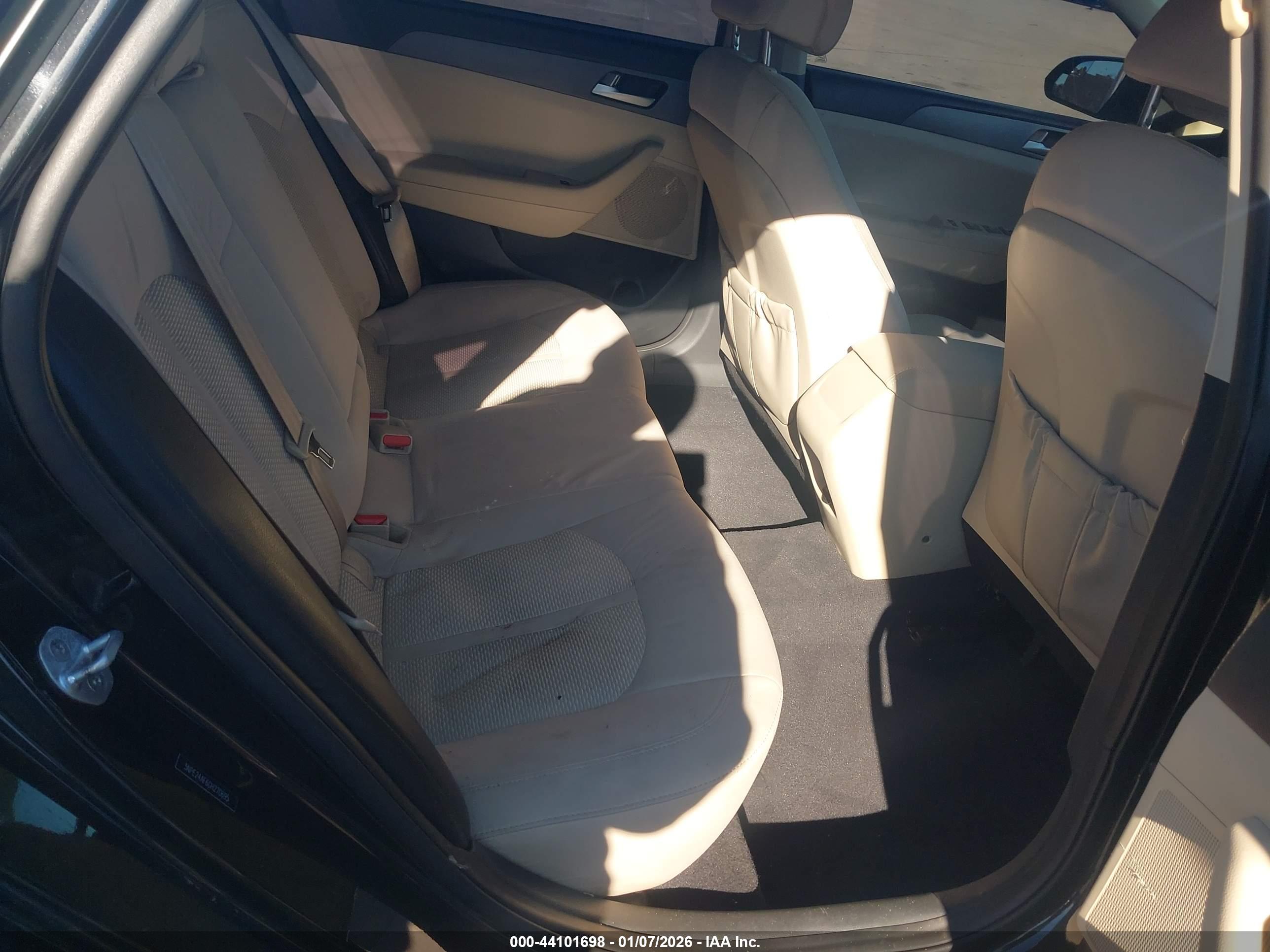 HYUNDAI SONATA image 8