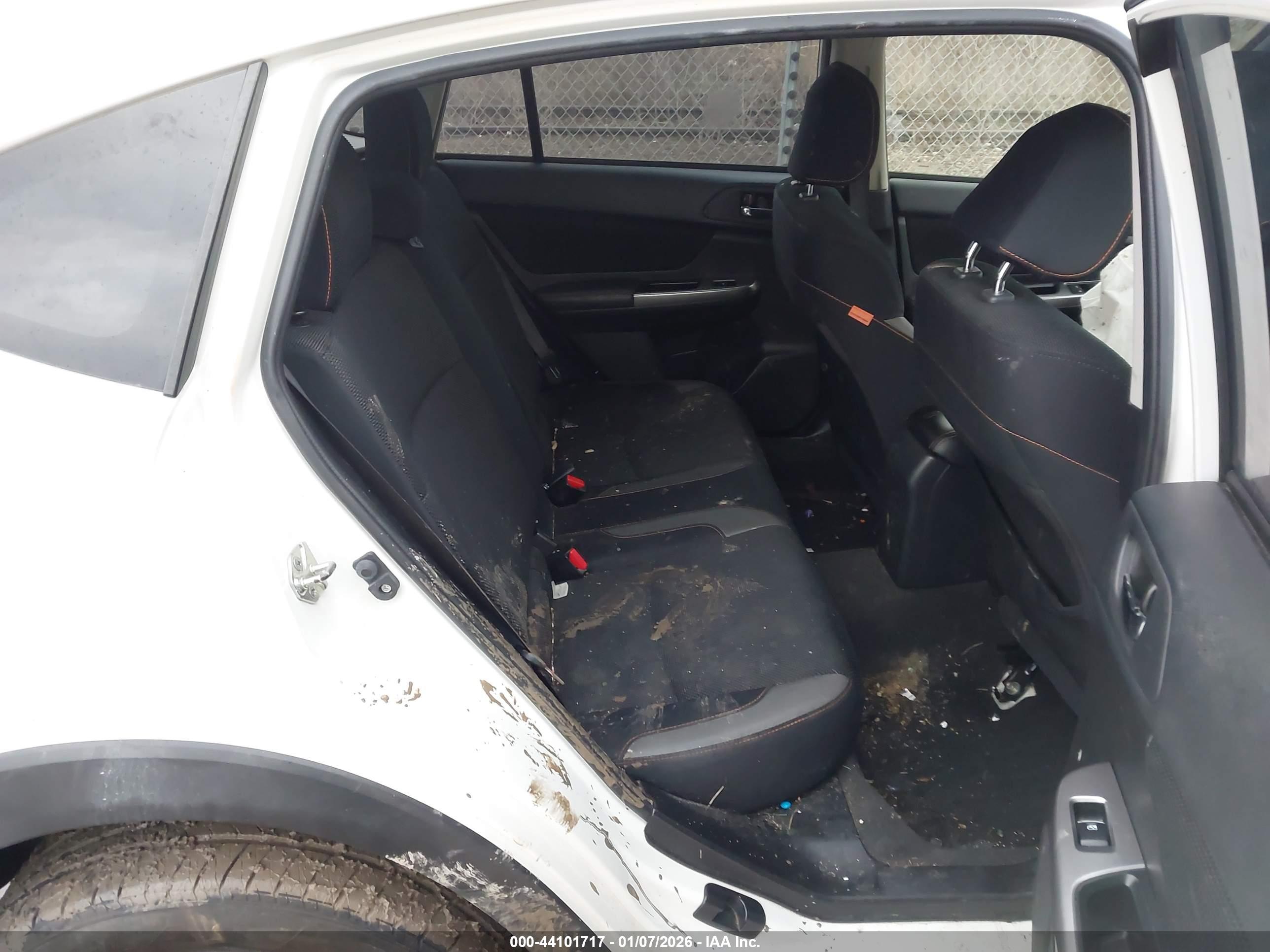 SUBARU CROSSTREK image 8