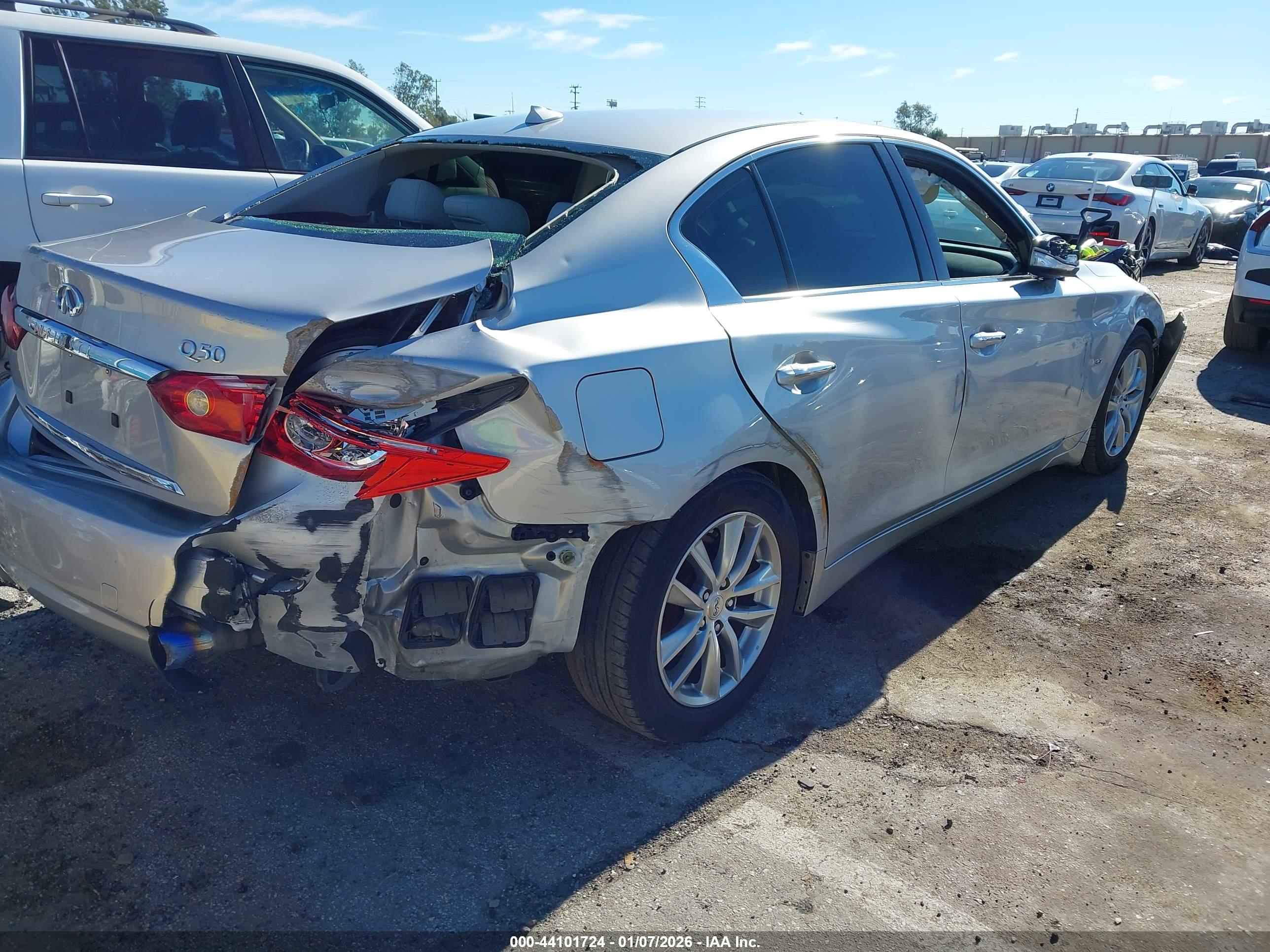 INFINITI Q50 image 6