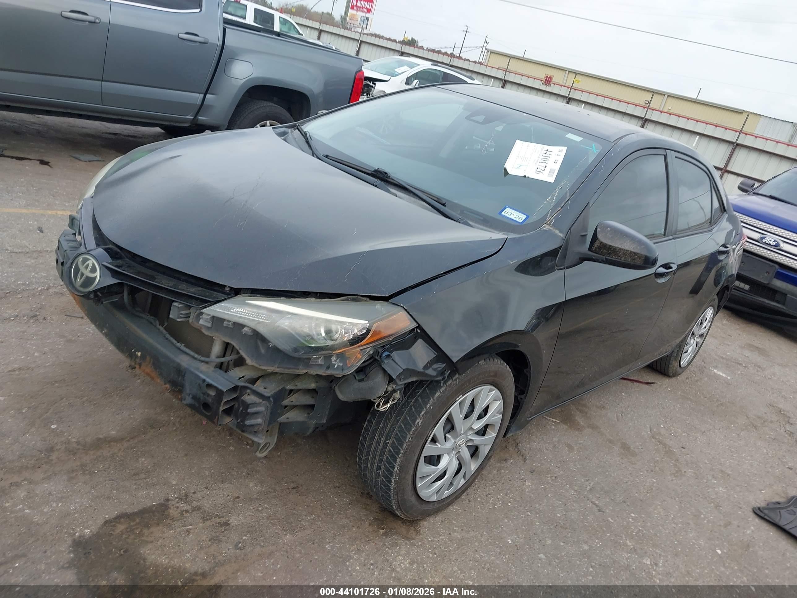 TOYOTA COROLLA image 2