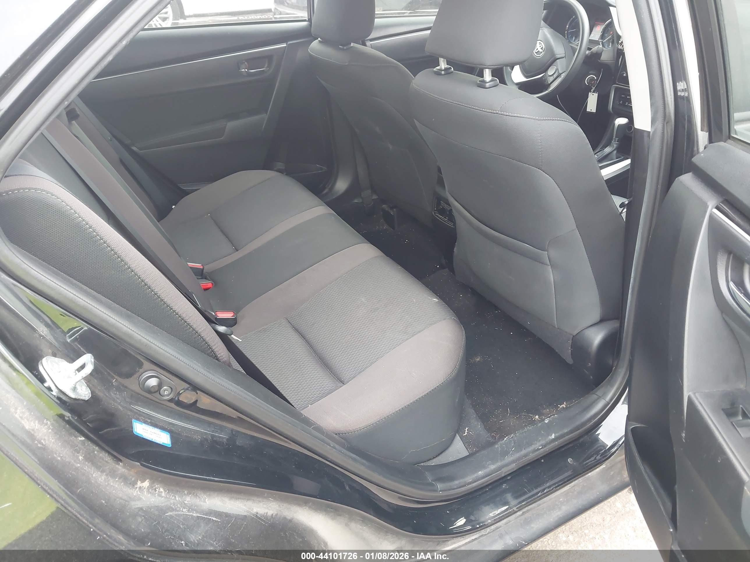 TOYOTA COROLLA image 8