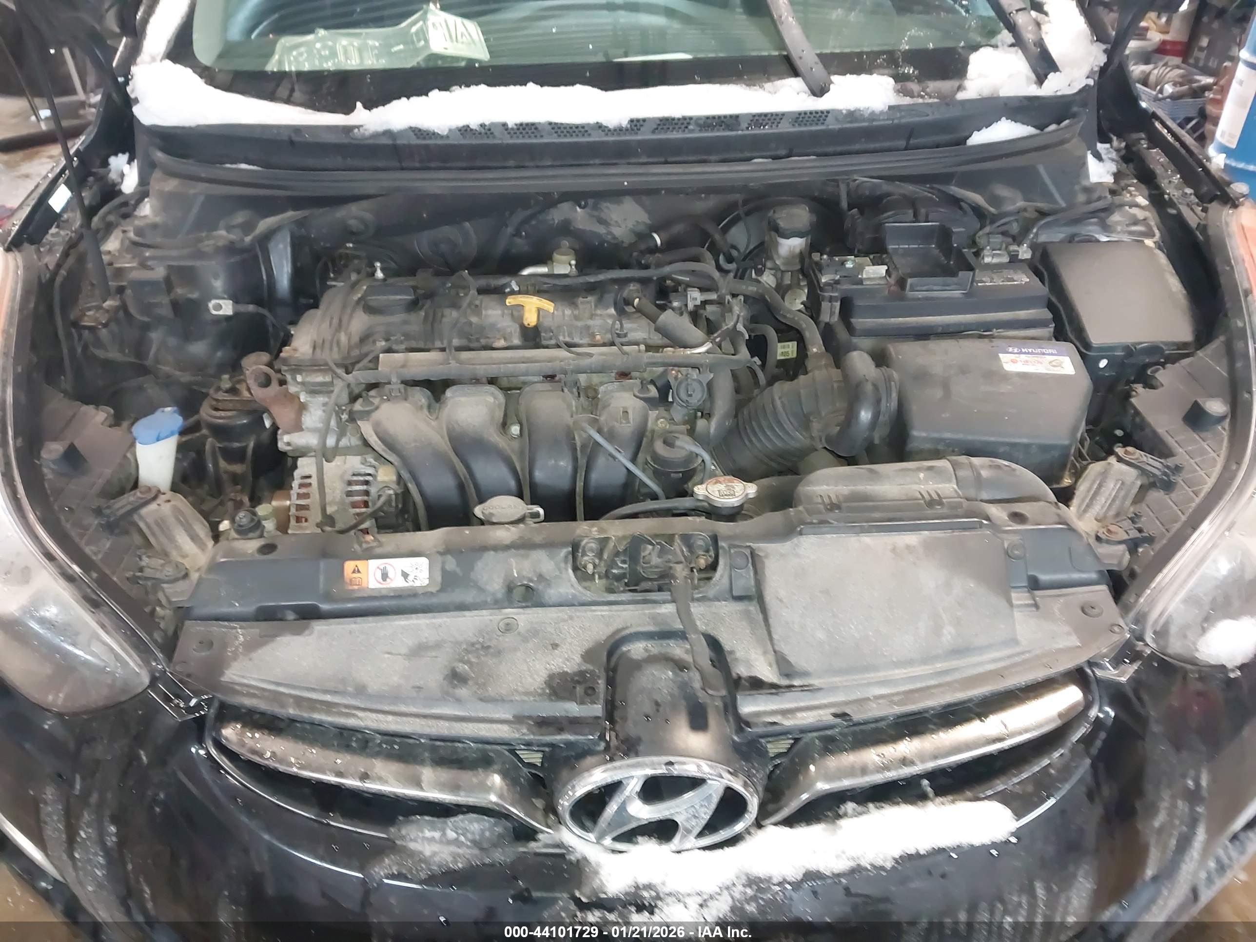 HYUNDAI ELANTRA image 10
