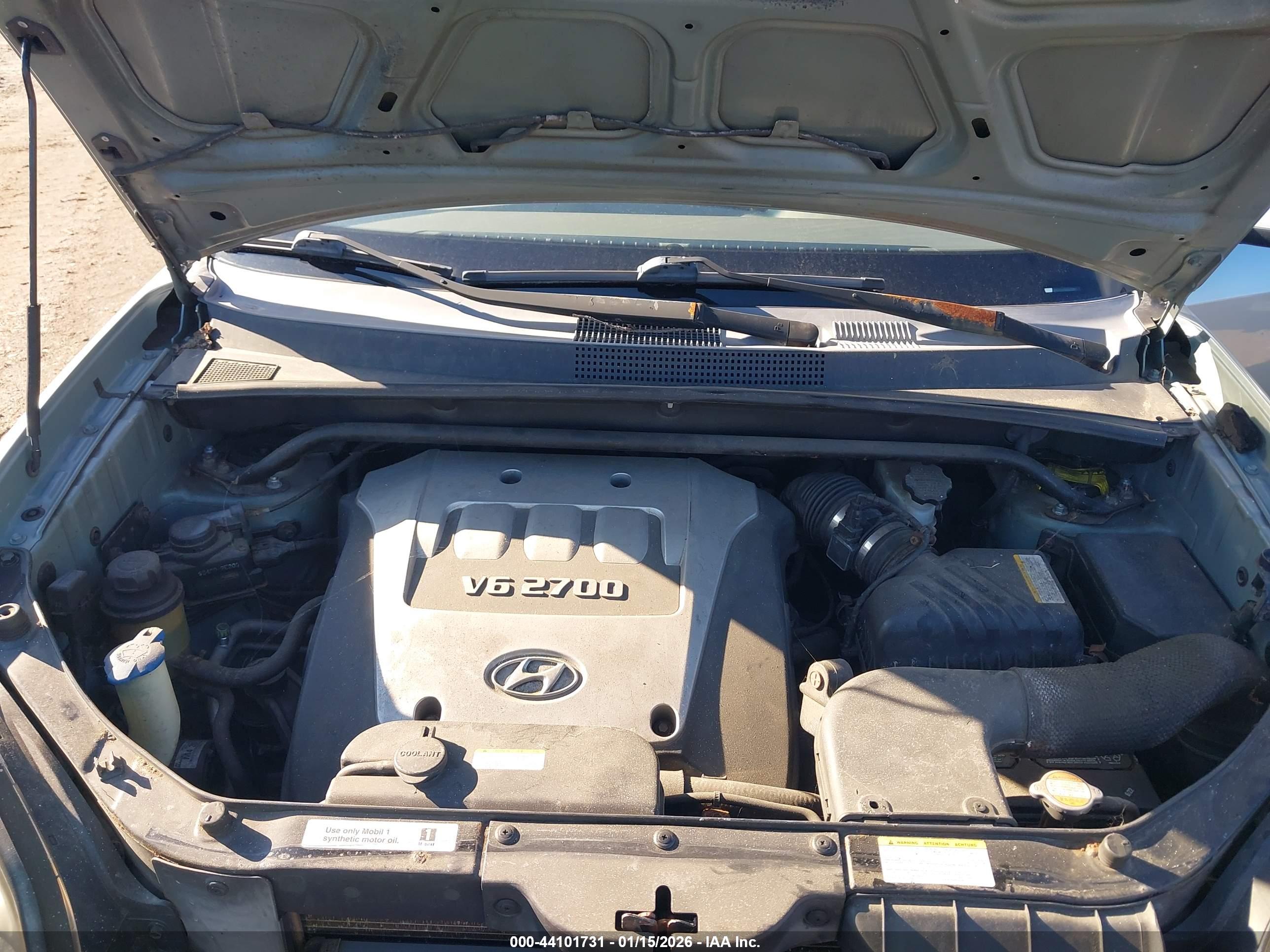 HYUNDAI TUCSON image 10