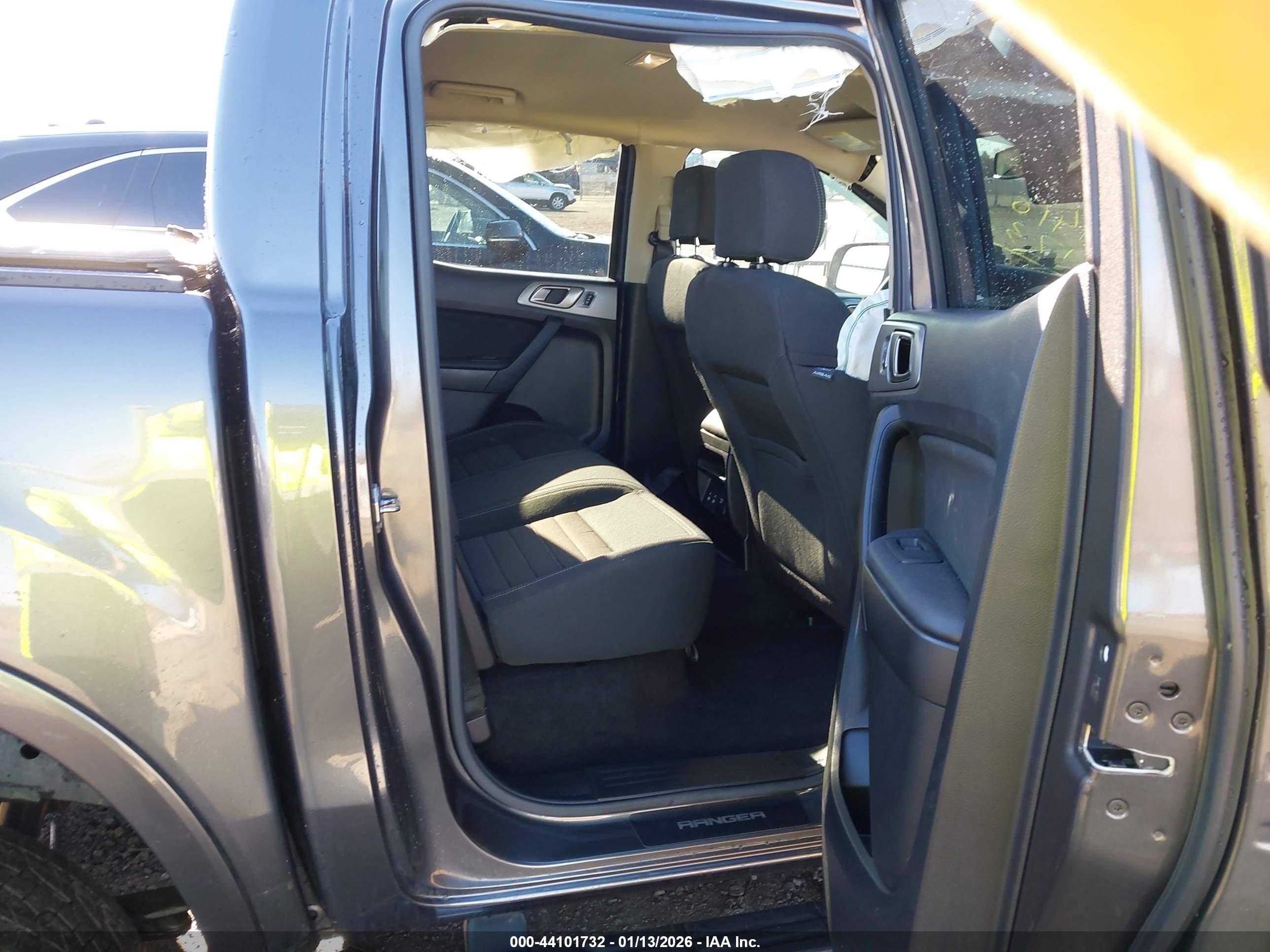 FORD RANGER image 8