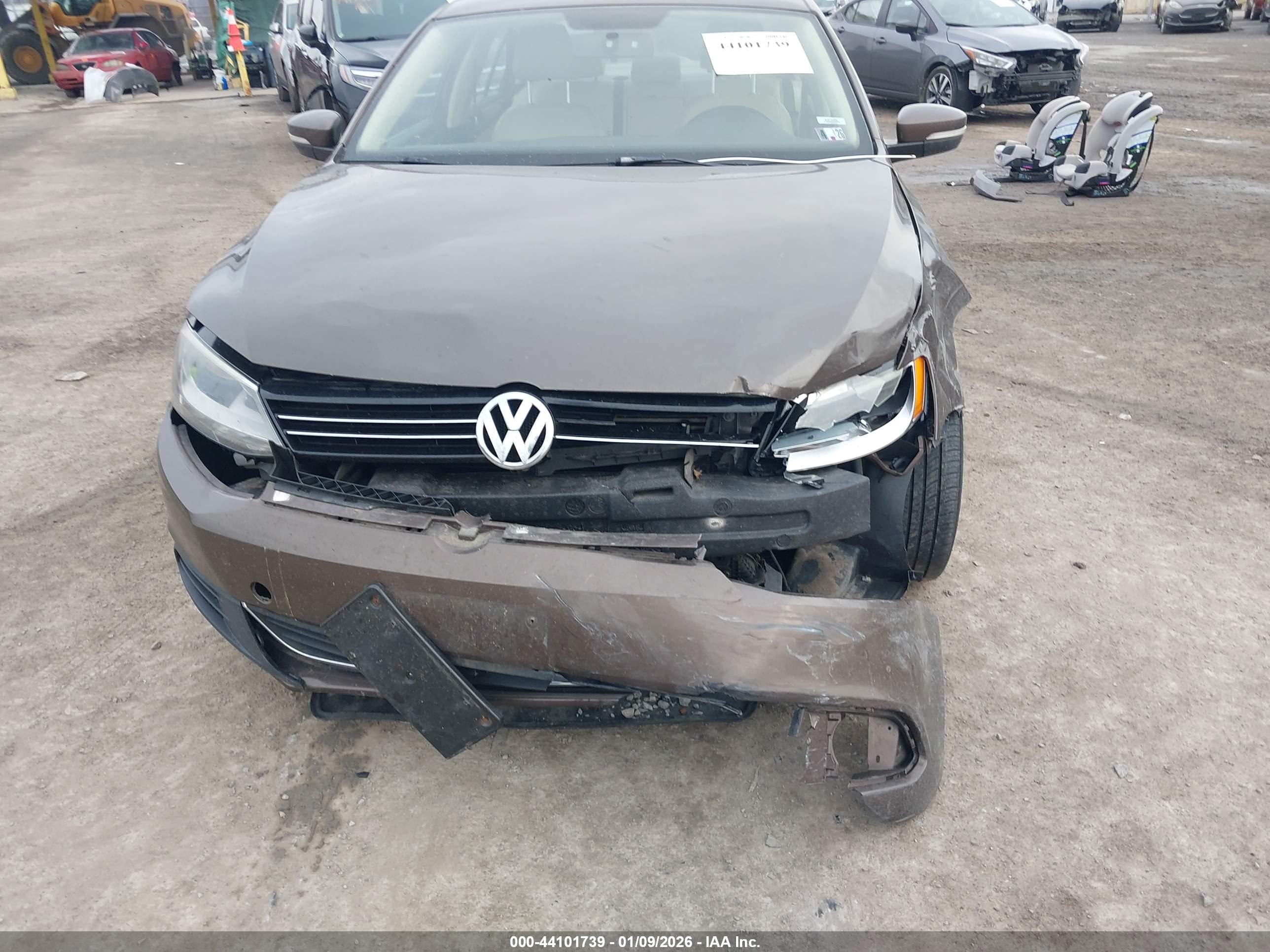 VOLKSWAGEN JETTA image 6
