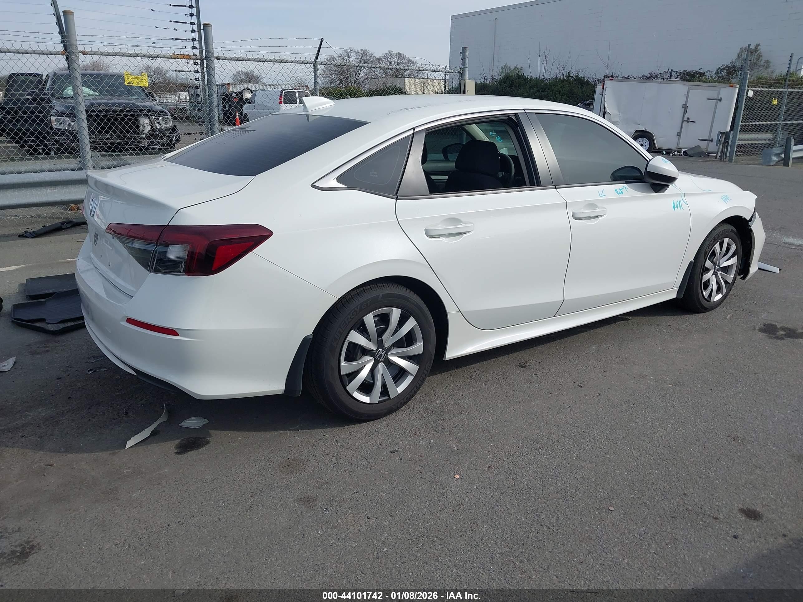 HONDA CIVIC image 4