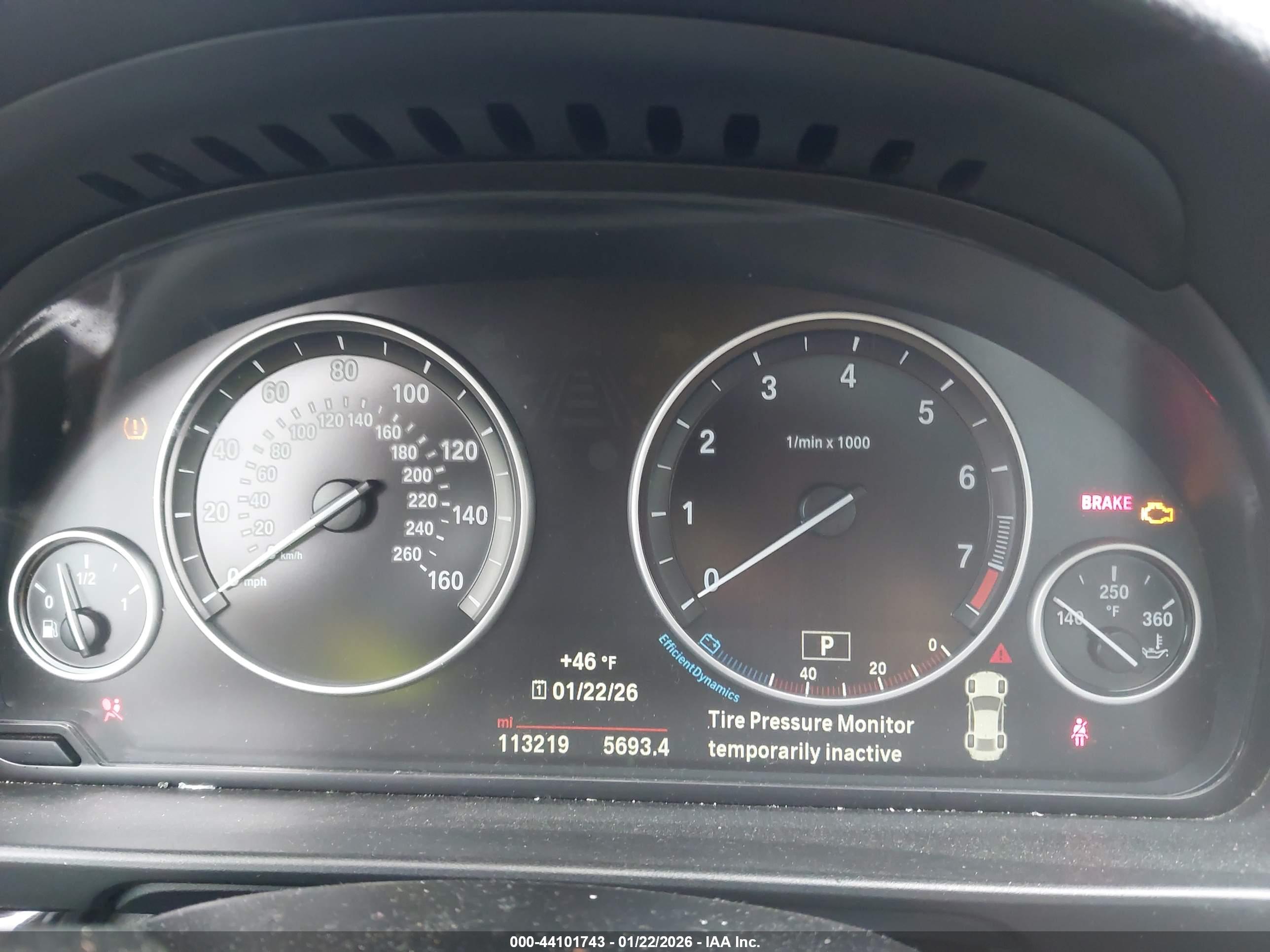 BMW 528I image 7
