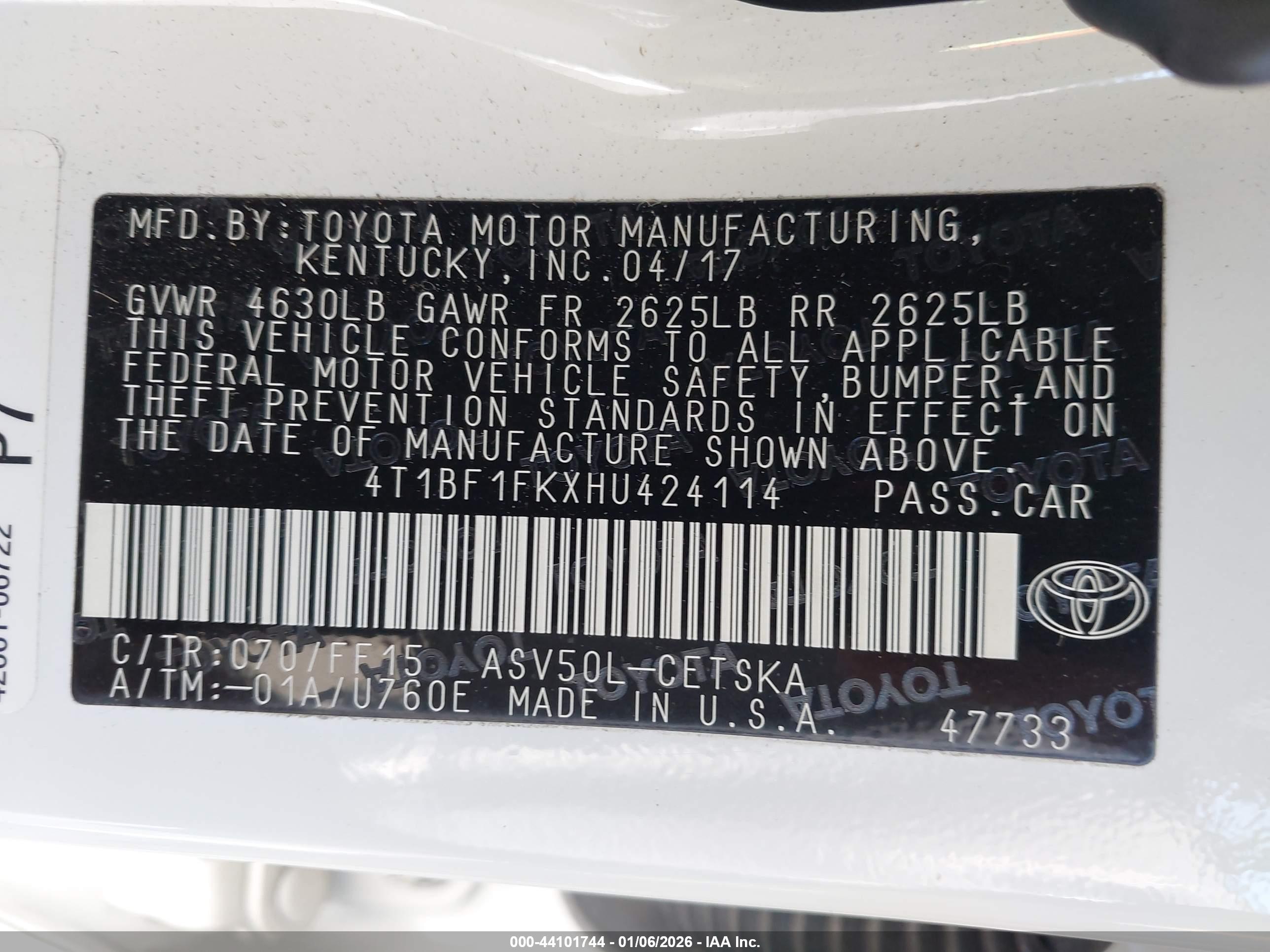 TOYOTA CAMRY image 9