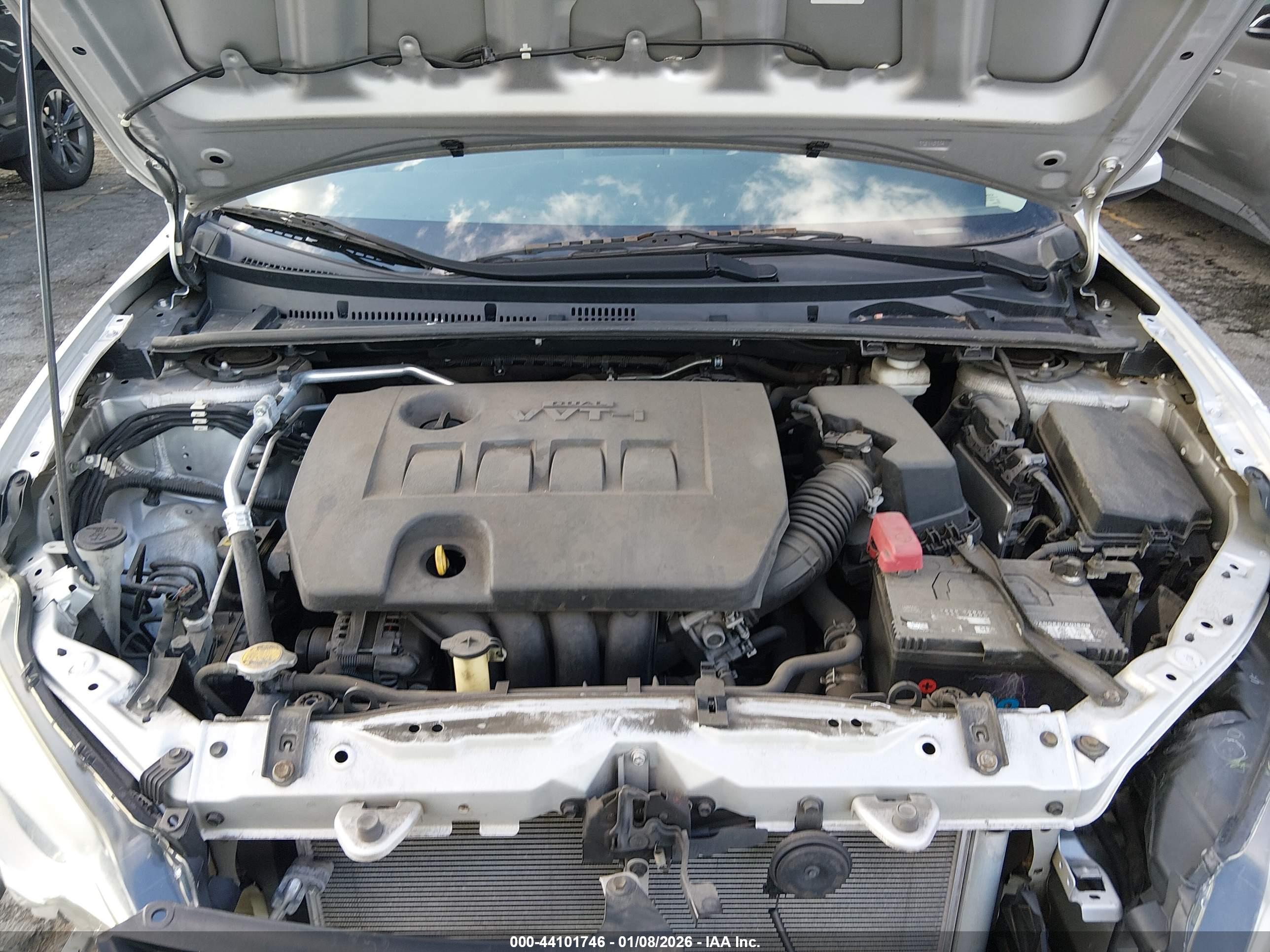 TOYOTA COROLLA image 10