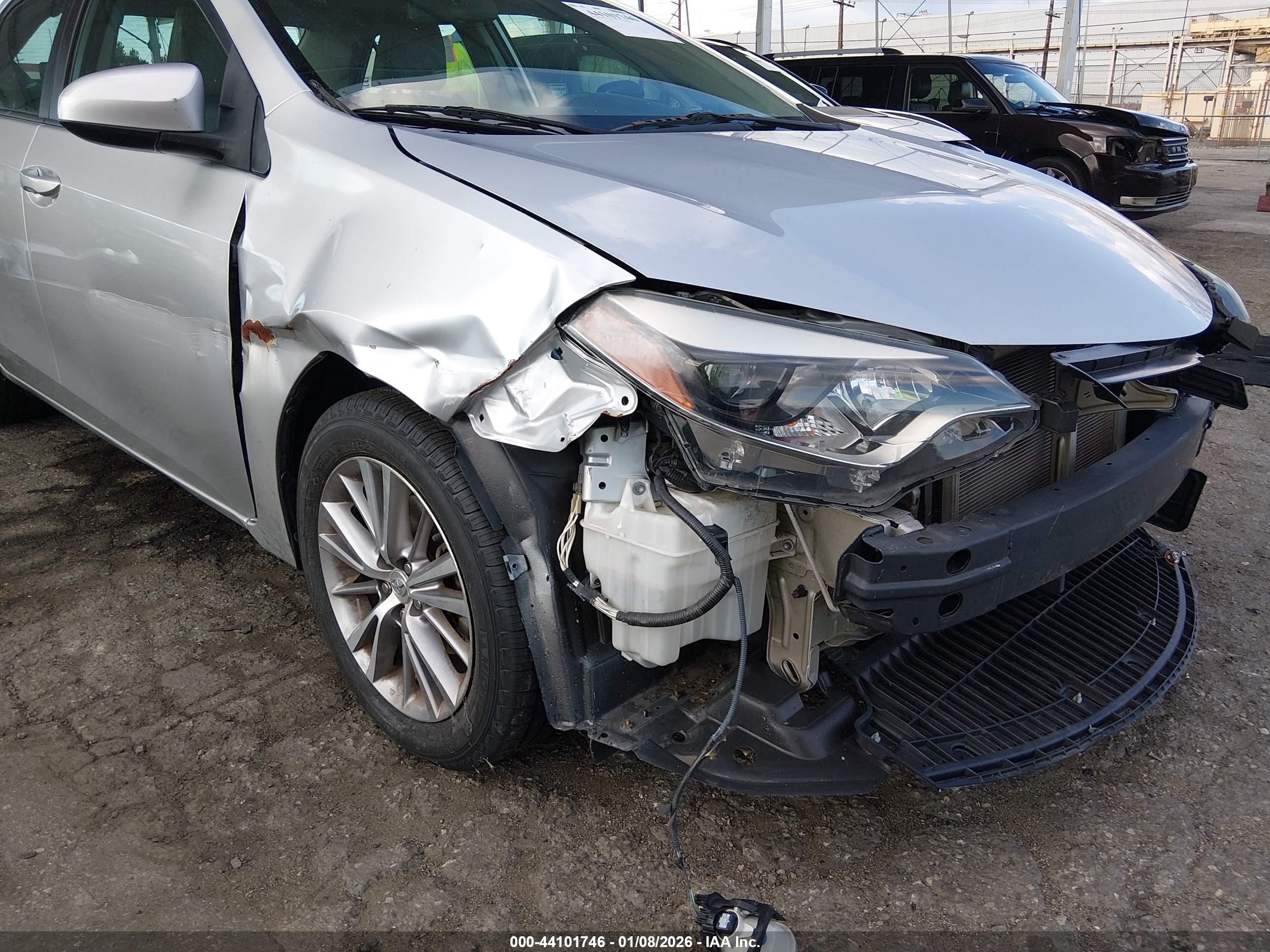 TOYOTA COROLLA image 6