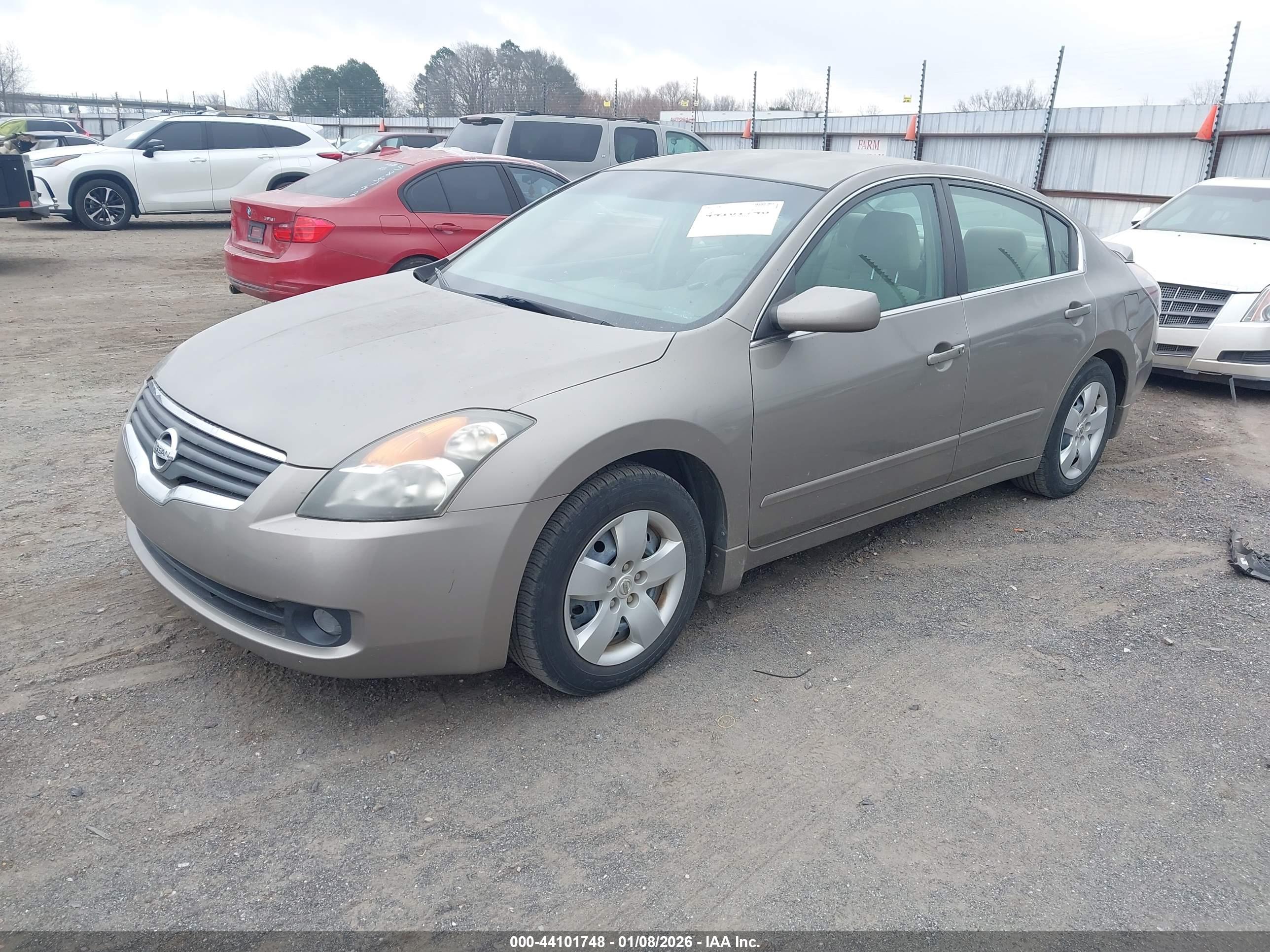 NISSAN ALTIMA image 2