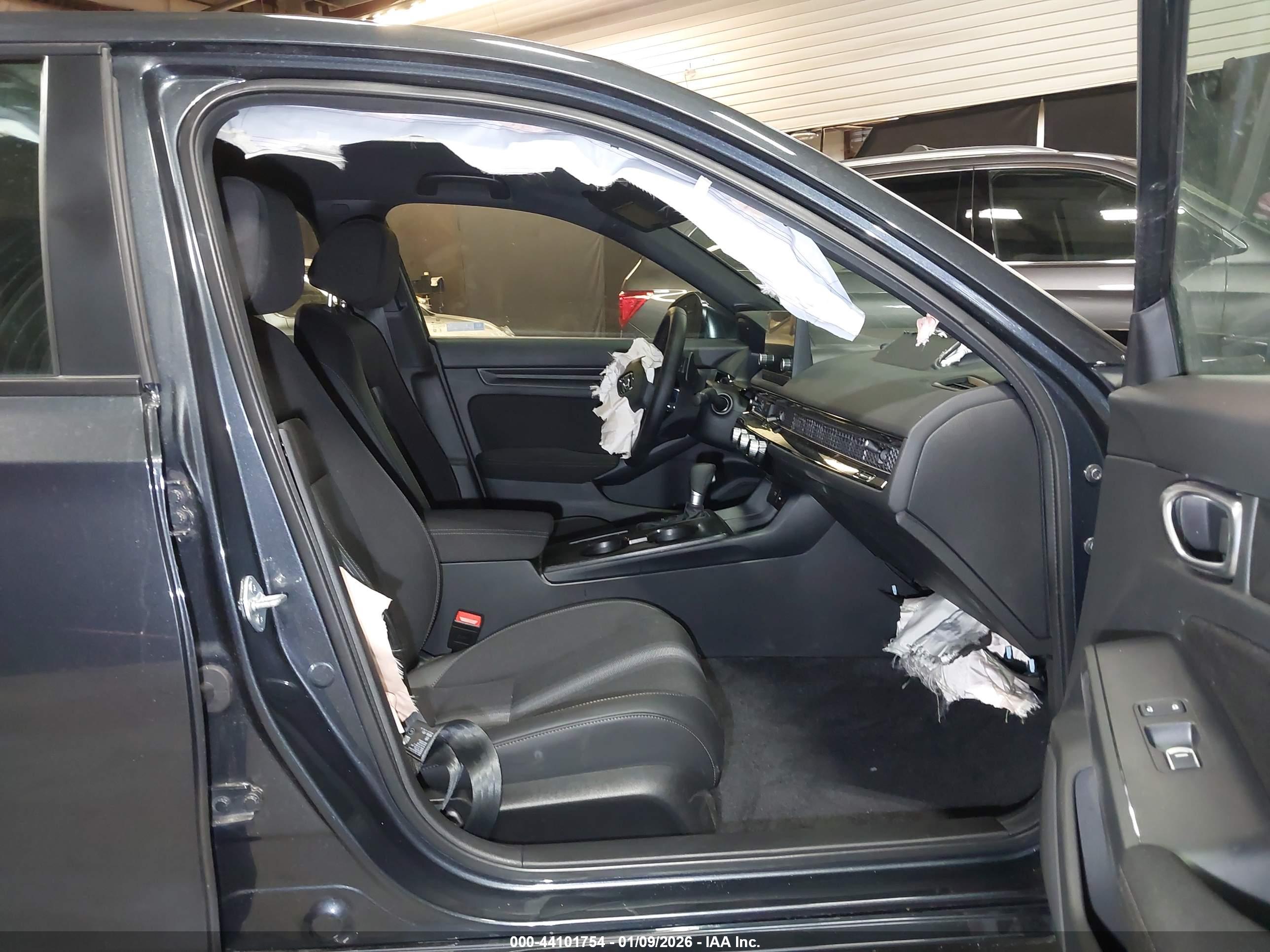 HONDA CIVIC image 5