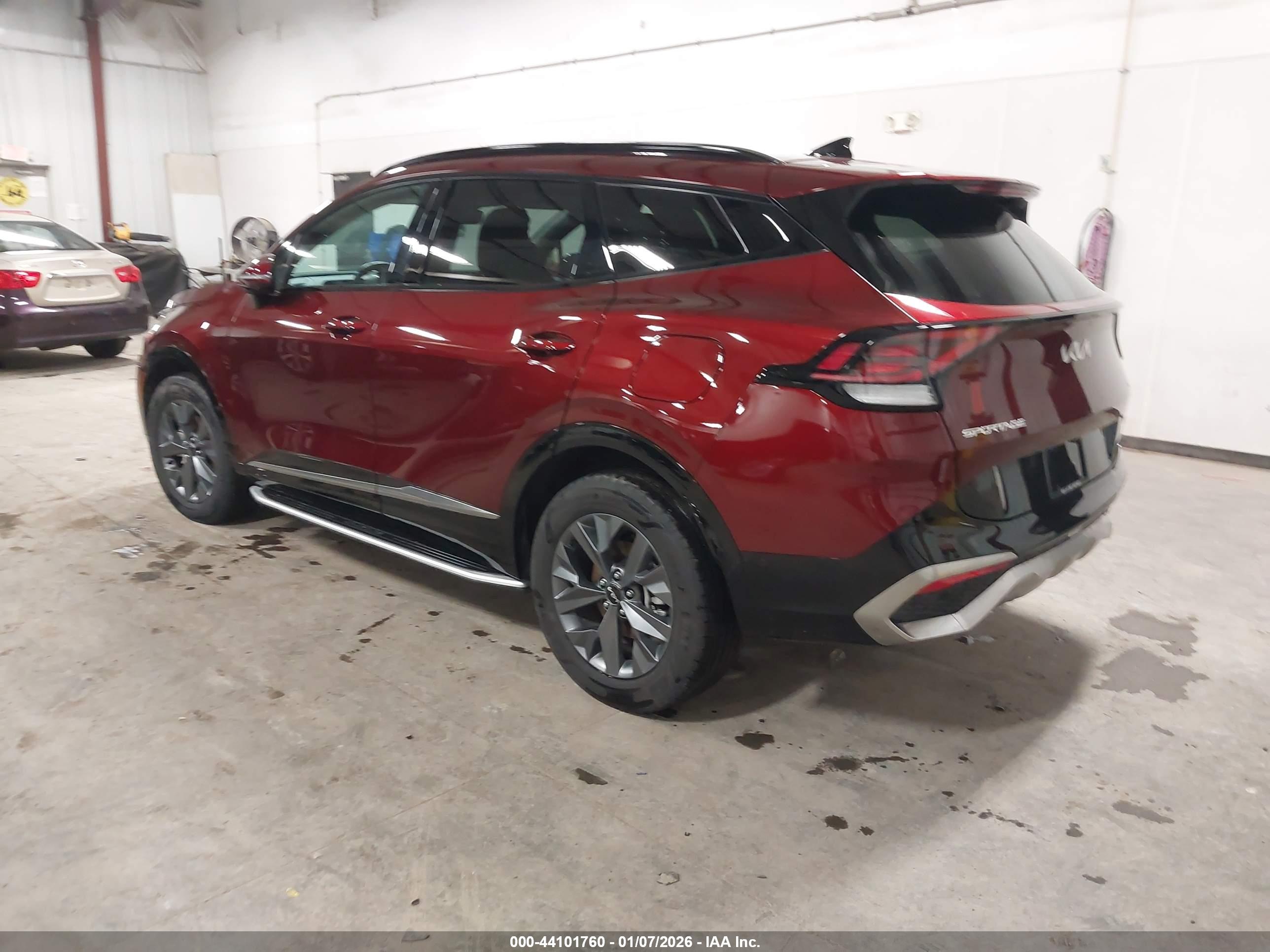 KIA SPORTAGE image 3