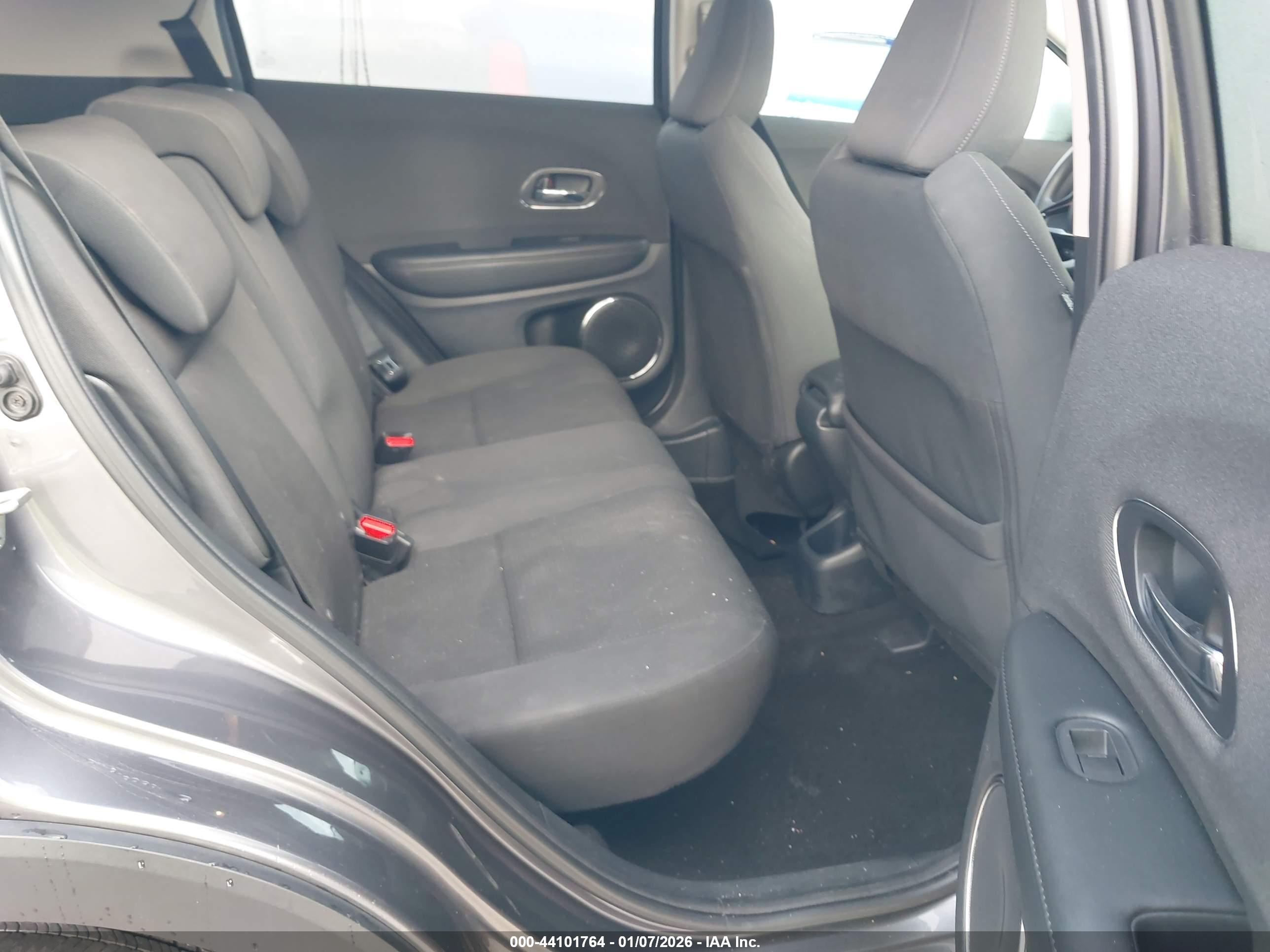 HONDA HR-V image 8