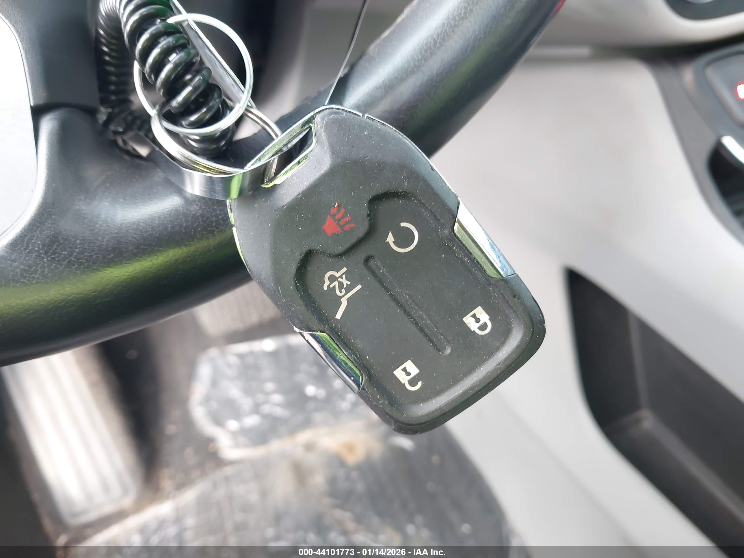 GMC TERRAIN image 11