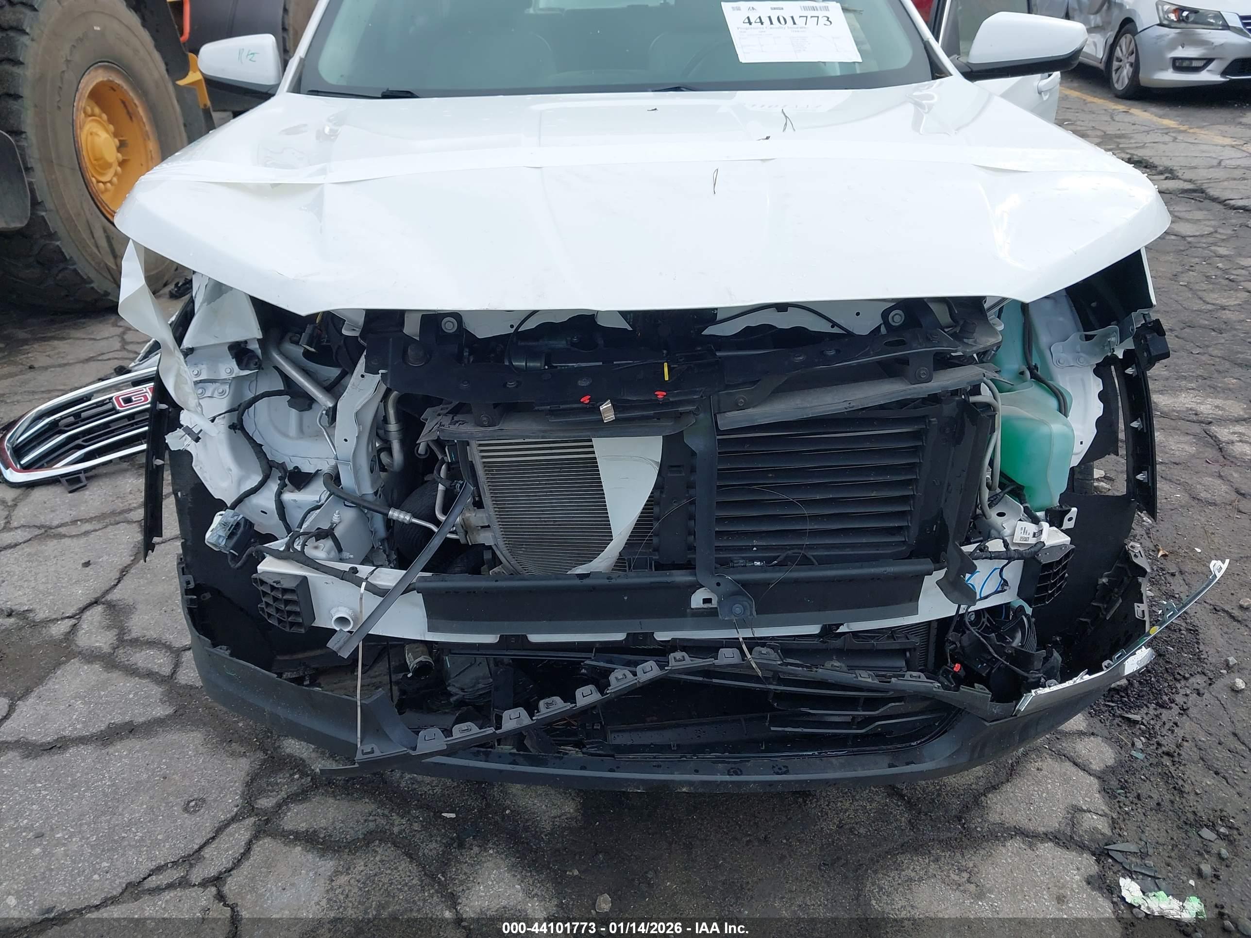 GMC TERRAIN image 6