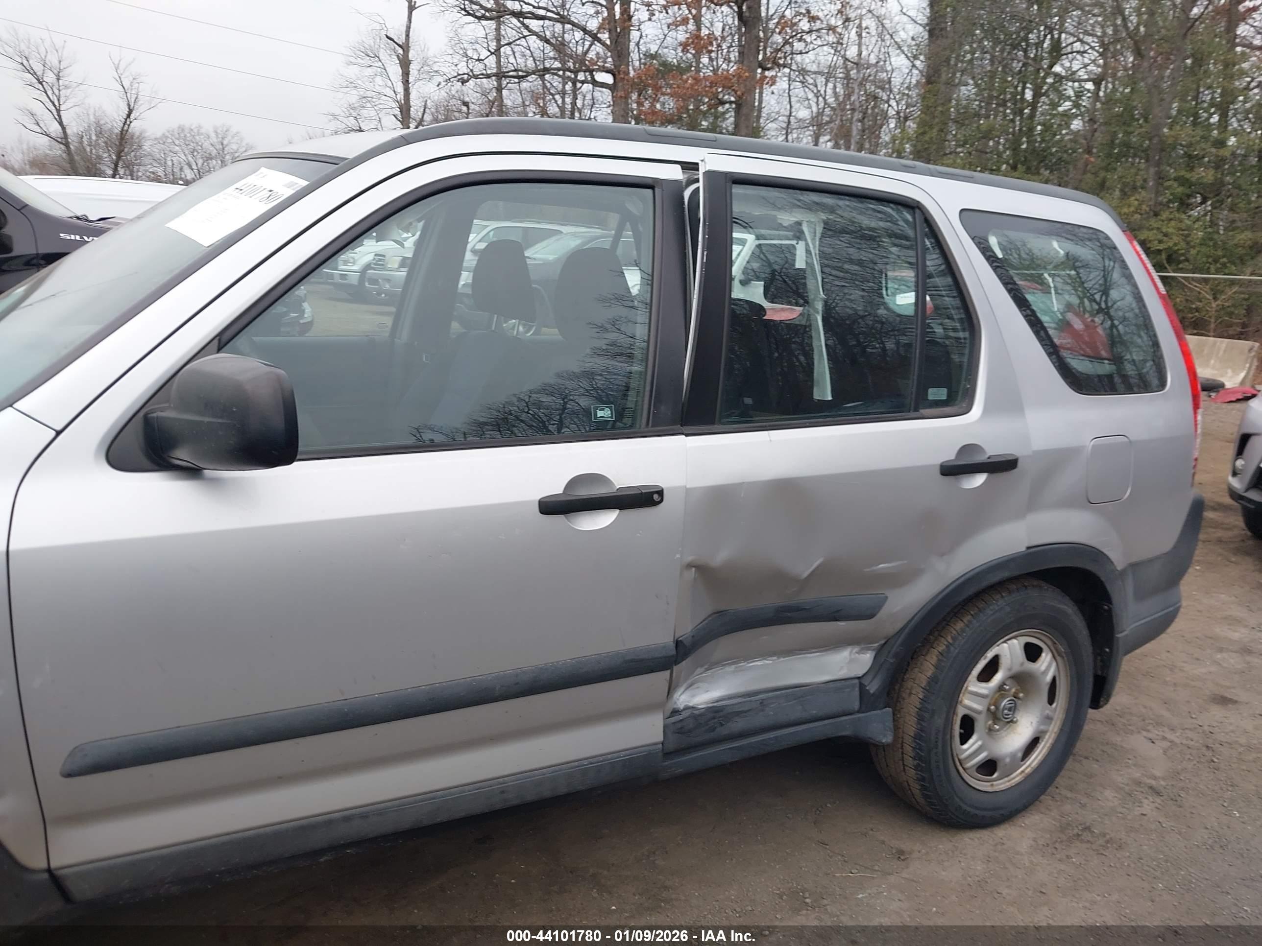 HONDA CR-V image 6