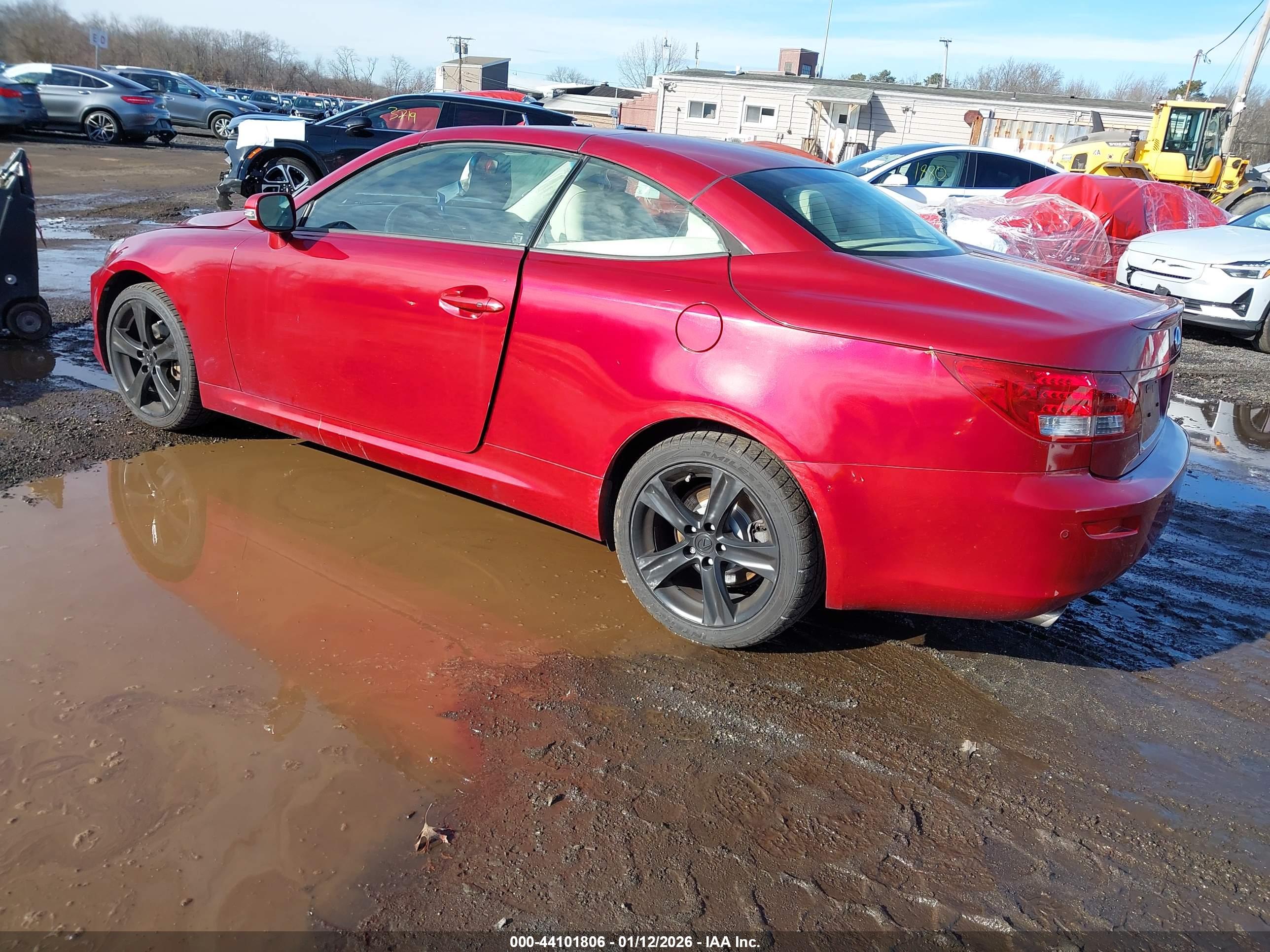 LEXUS IS image 3
