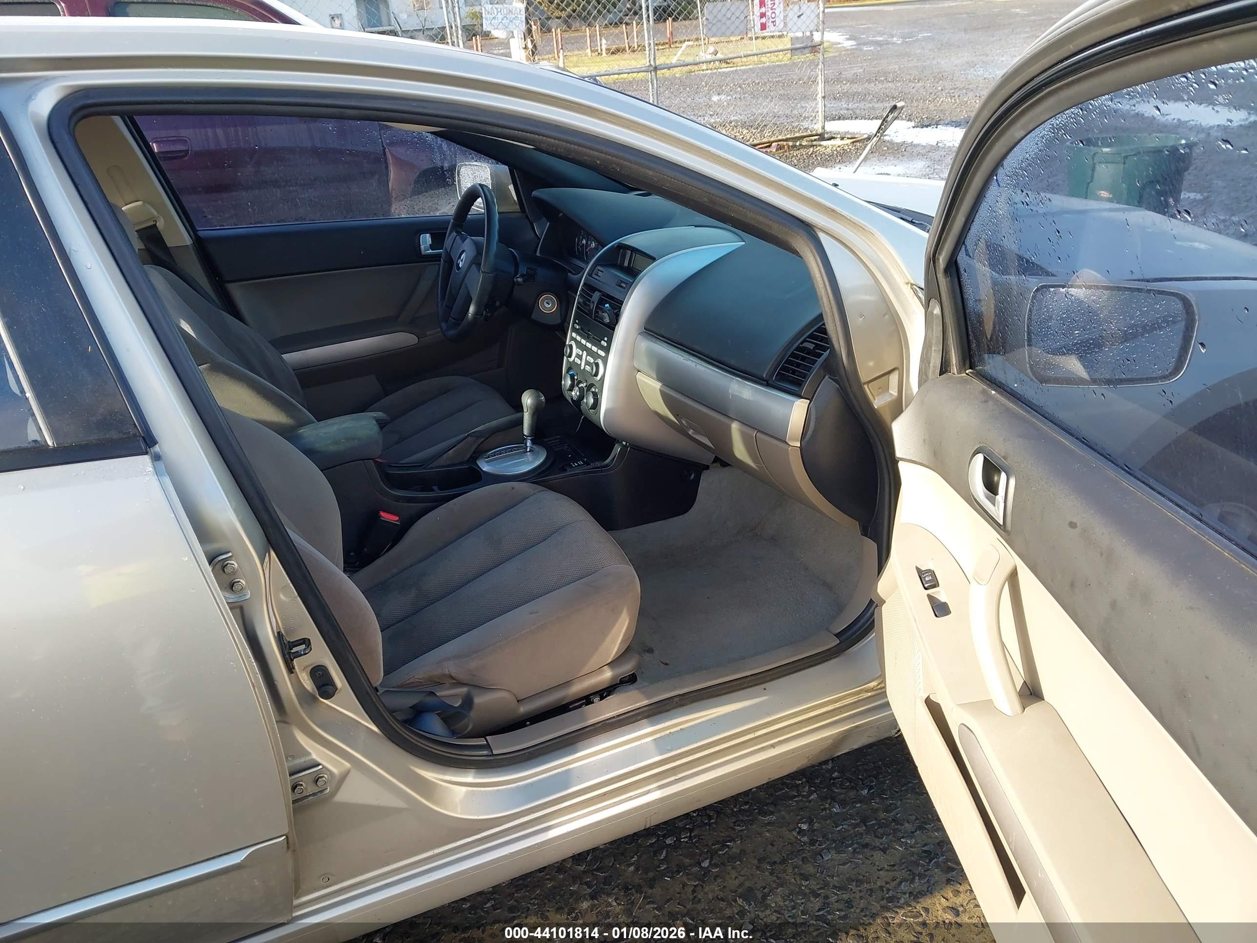 MITSUBISHI GALANT image 5