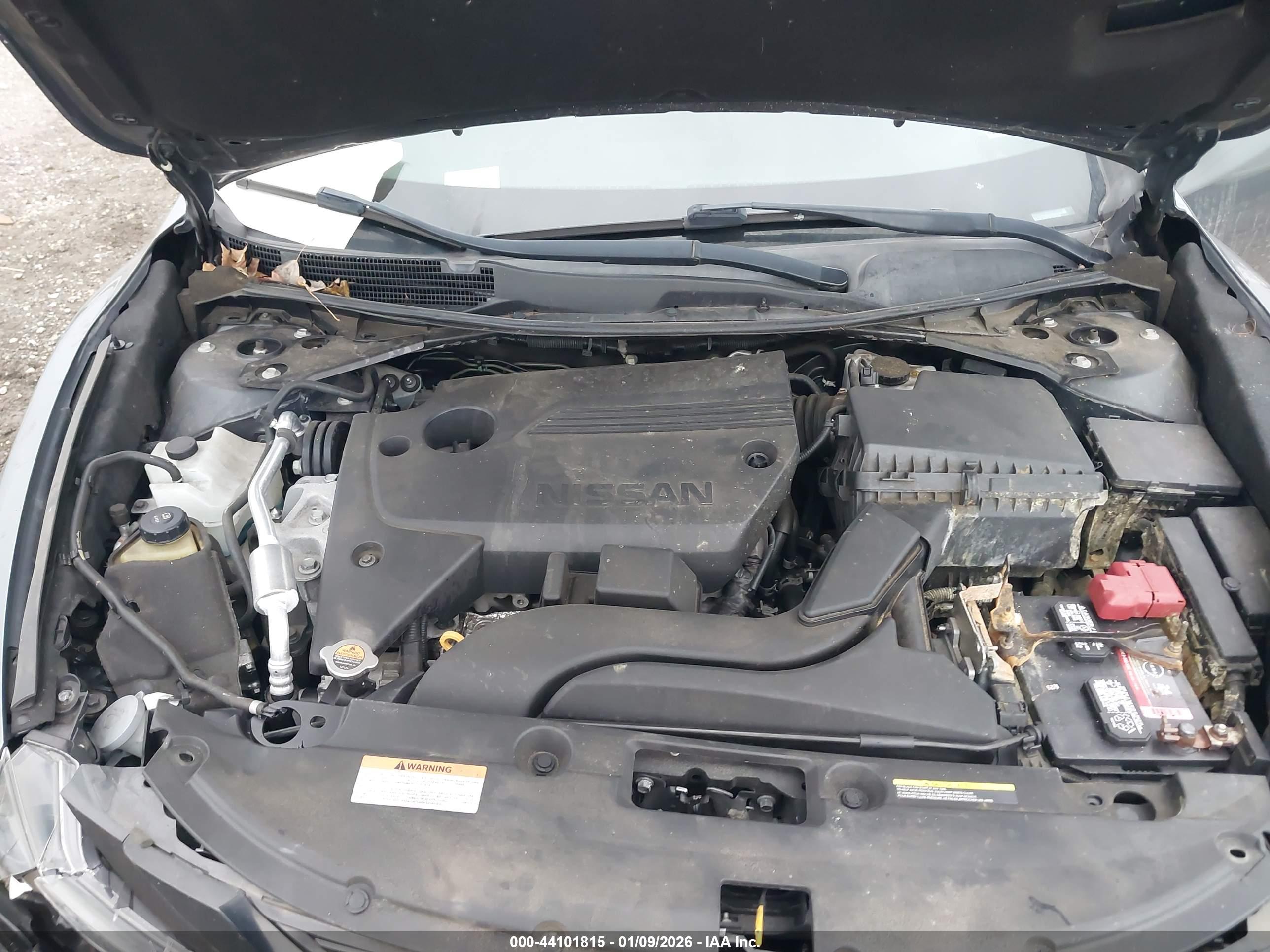 NISSAN ALTIMA image 10