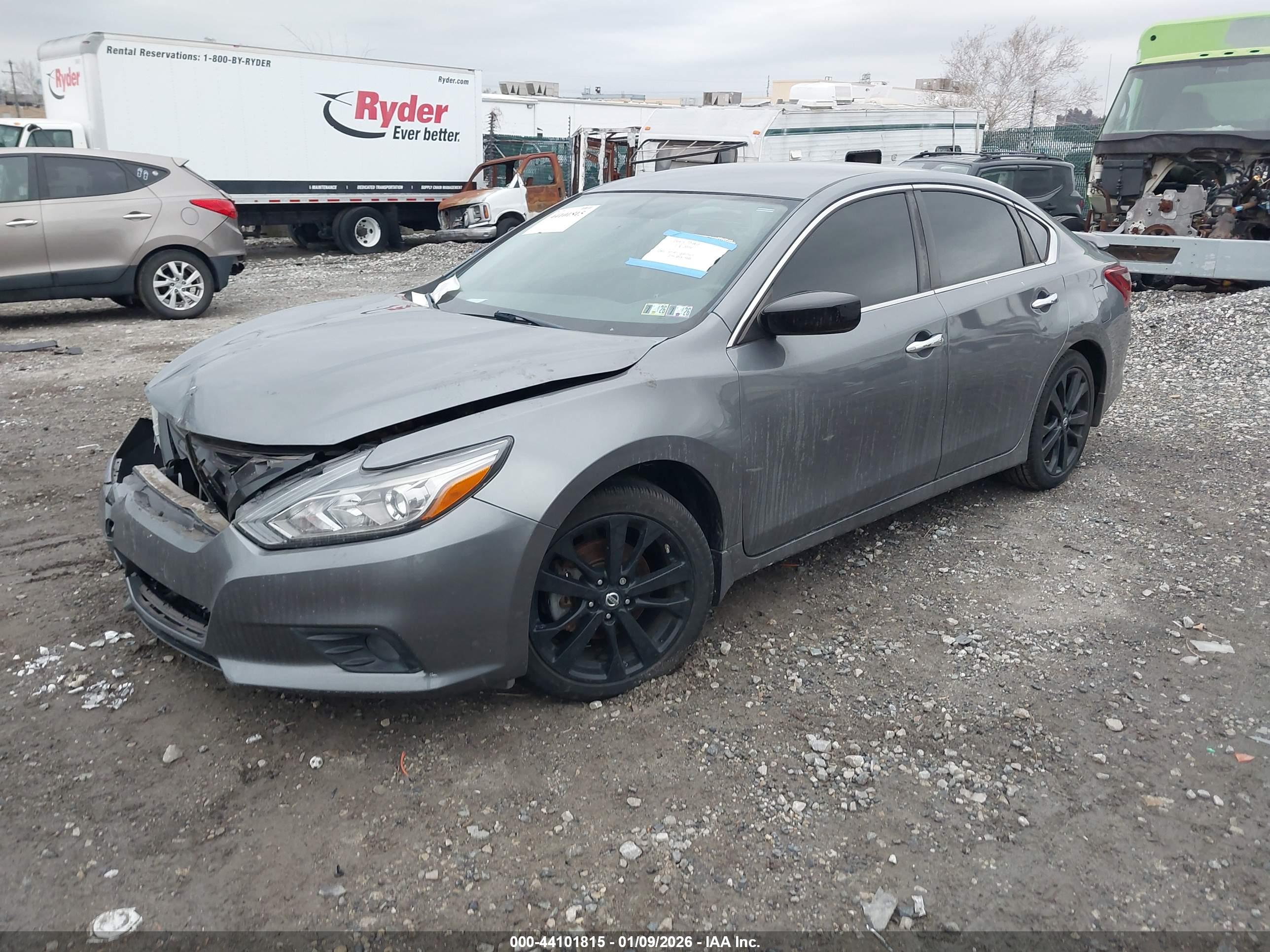 NISSAN ALTIMA image 2