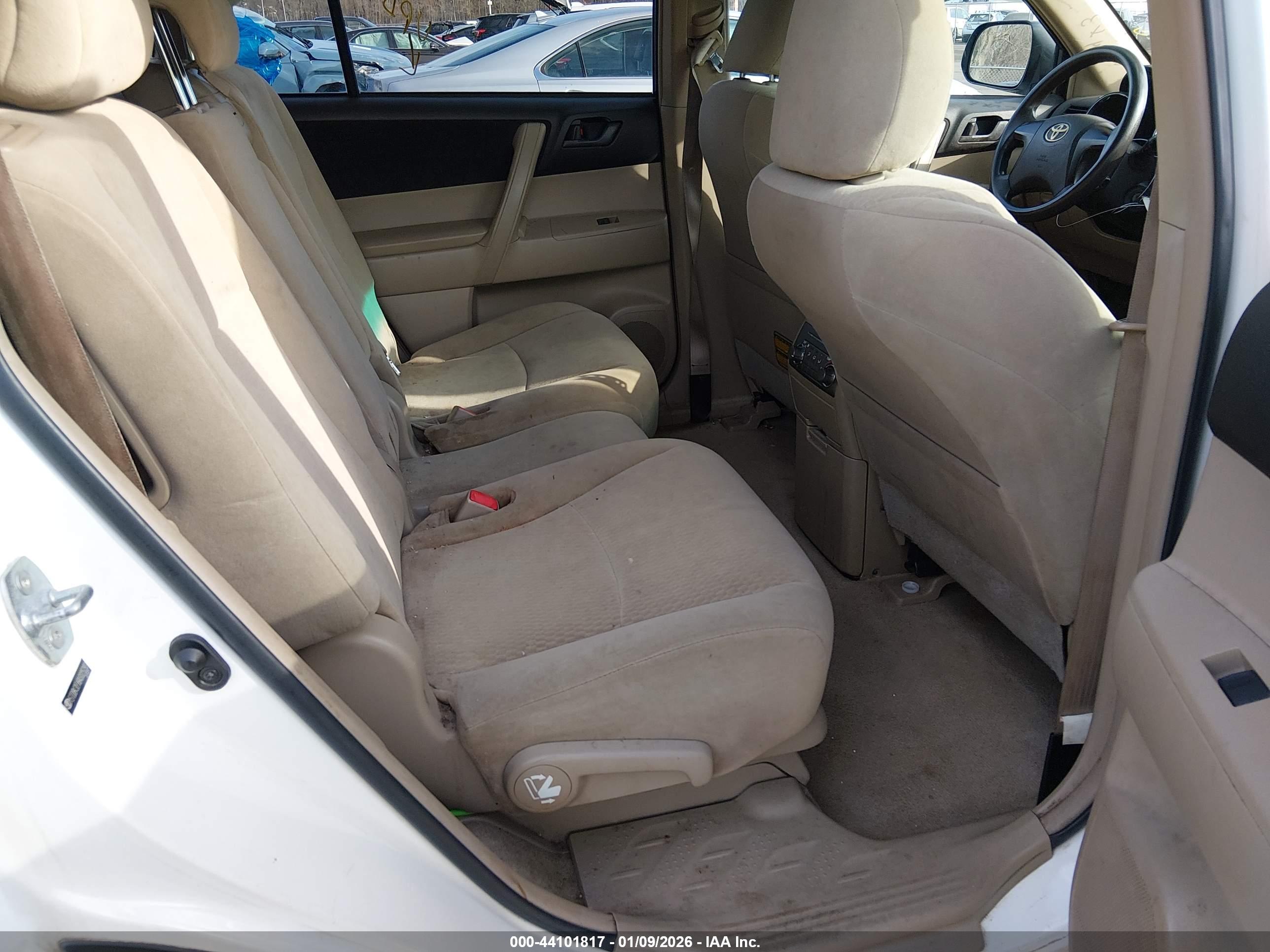 TOYOTA HIGHLANDER image 8